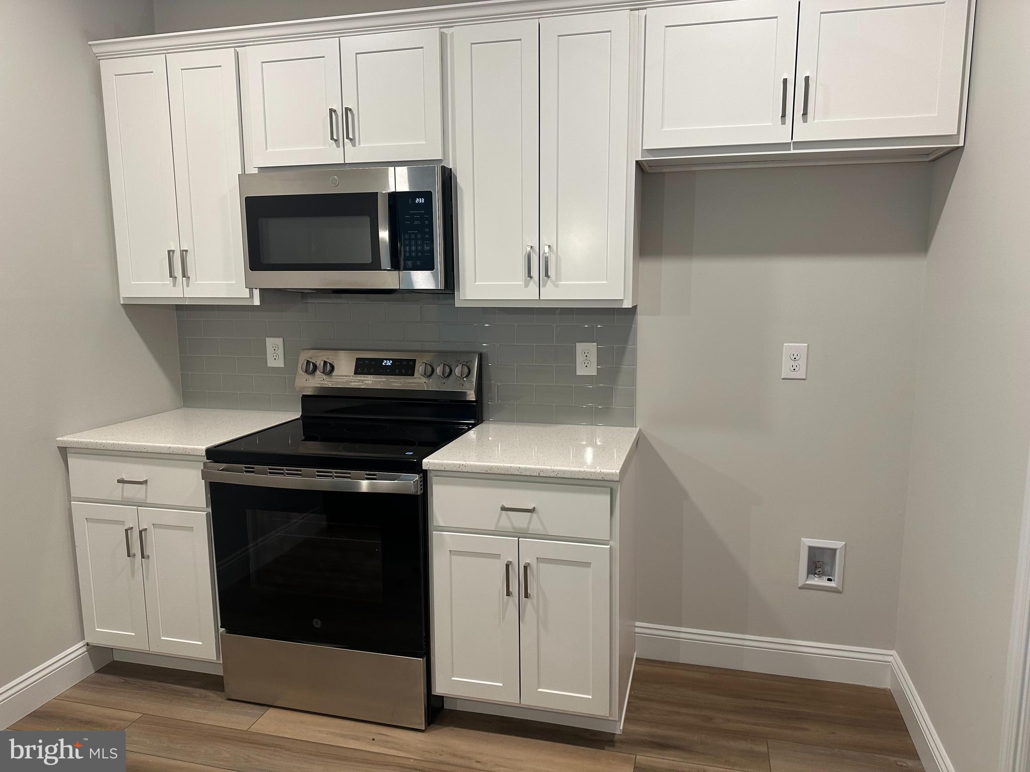 HAWKSTONE VILLAGE - Residential