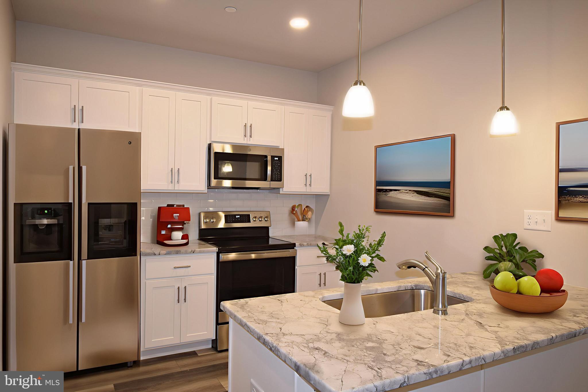 HAWKSTONE VILLAGE - Residential