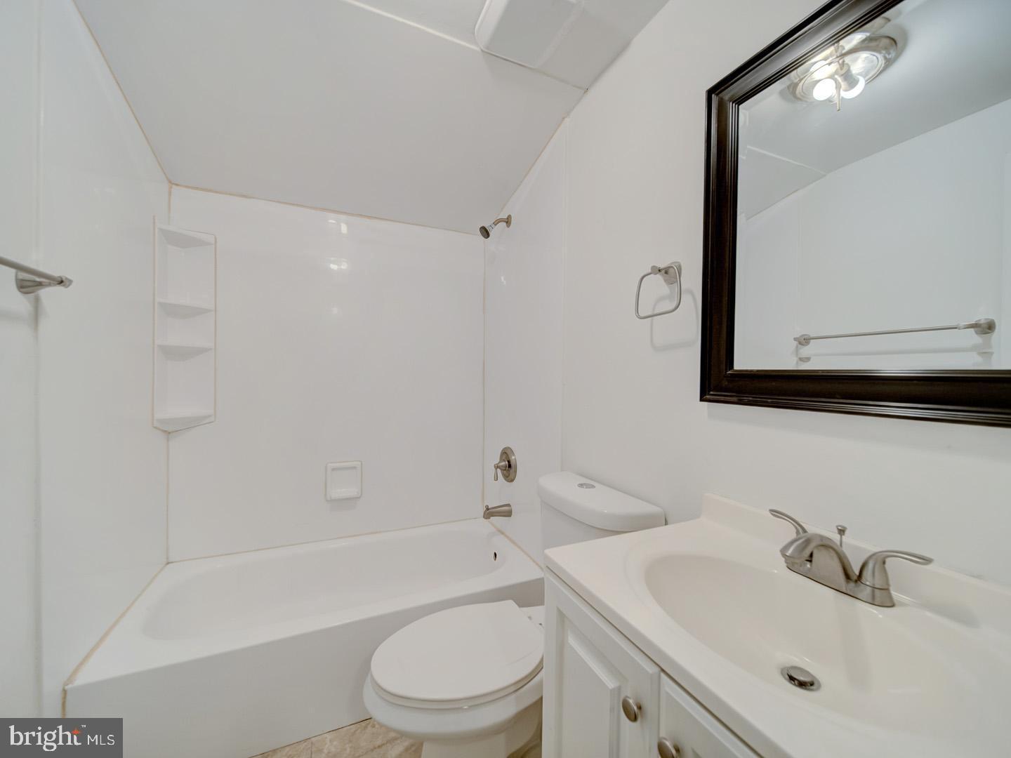 DALE CITY - Residential