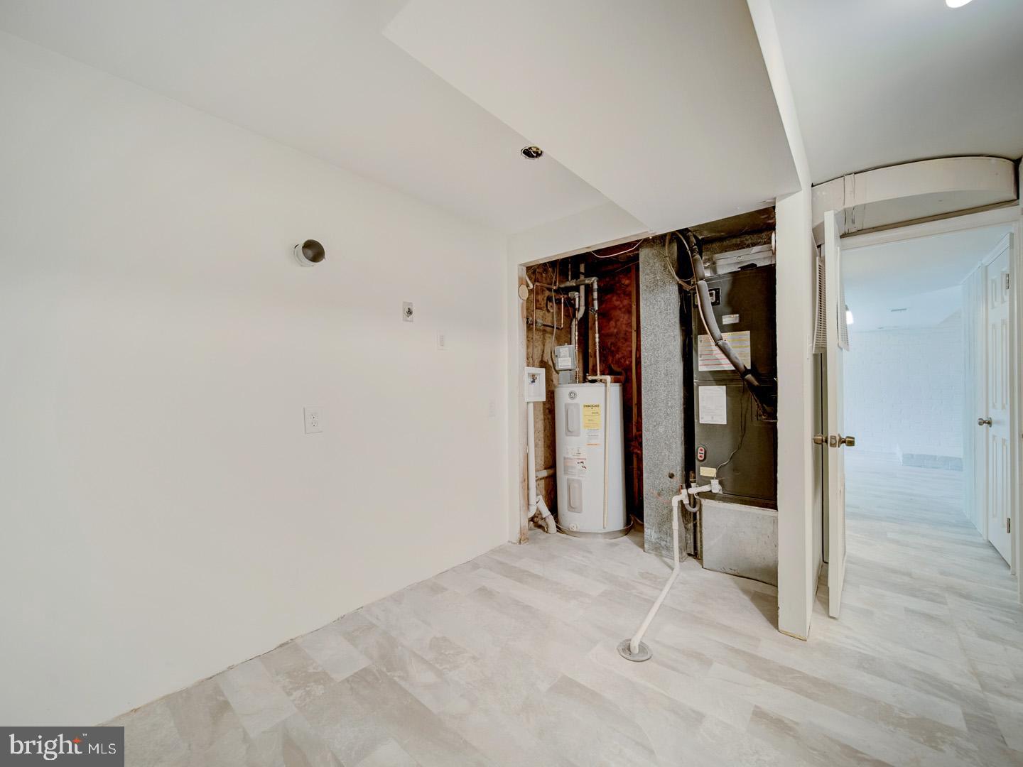 DALE CITY - Residential