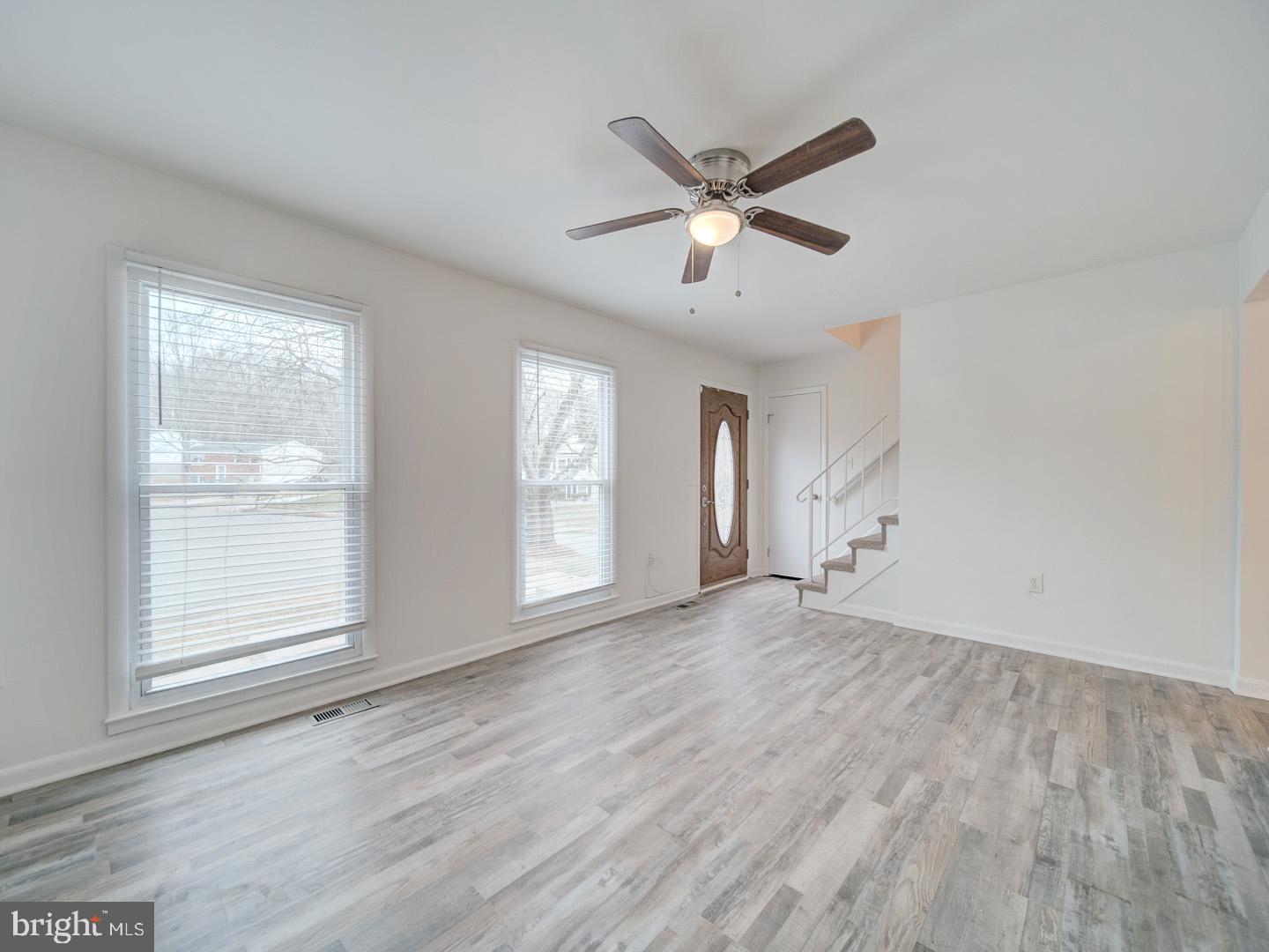 DALE CITY - Residential