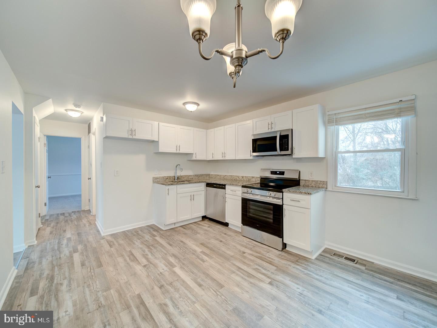 DALE CITY - Residential