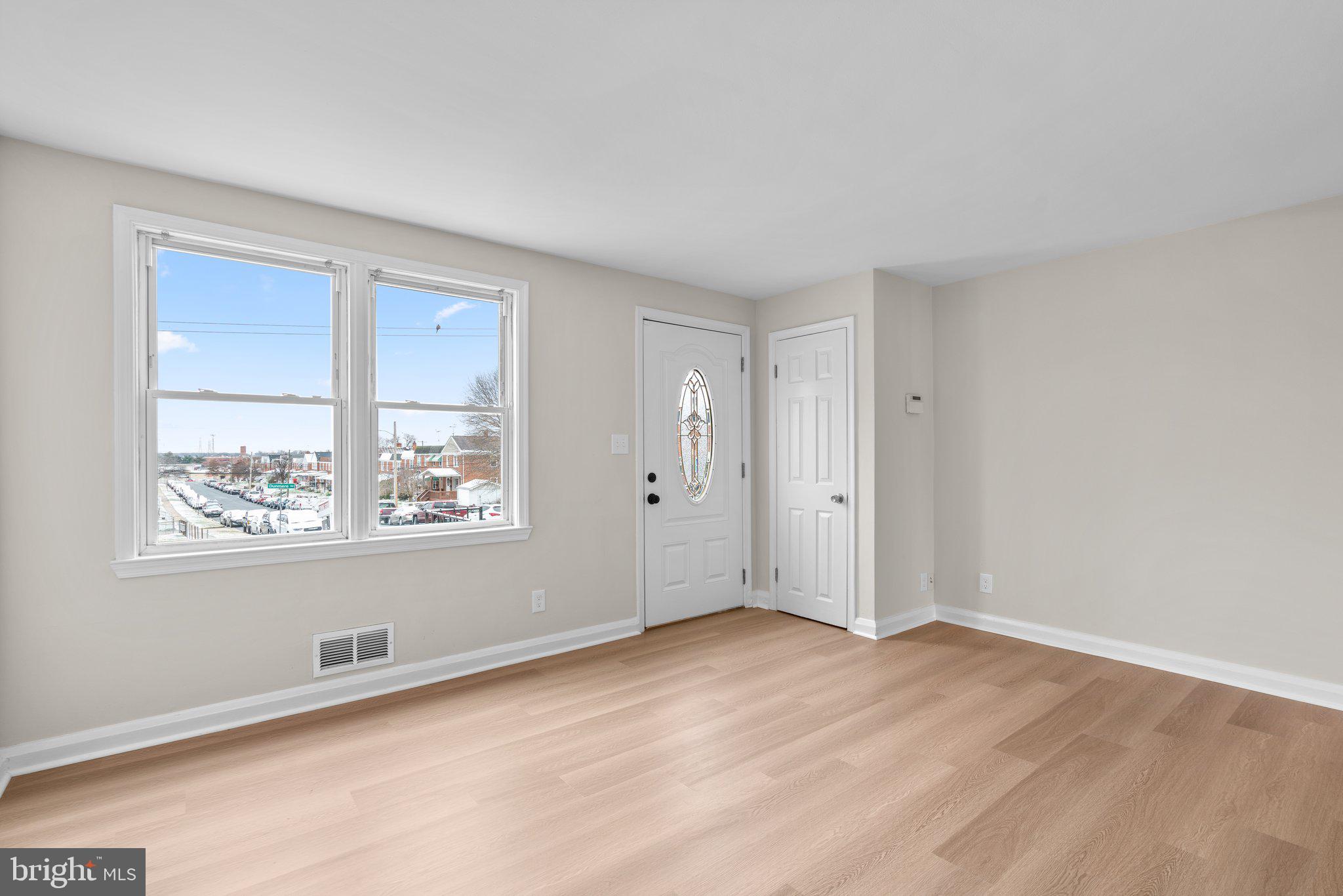 EASTFIELD - Residential