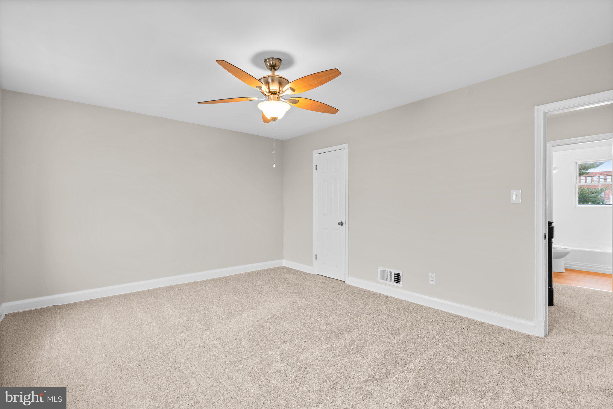 EASTFIELD - Residential