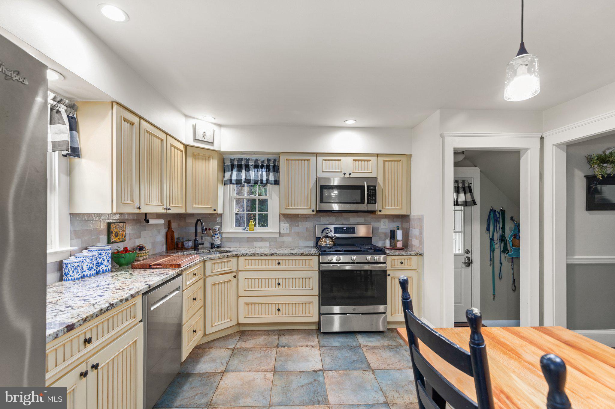 CEDARWOOD - Residential