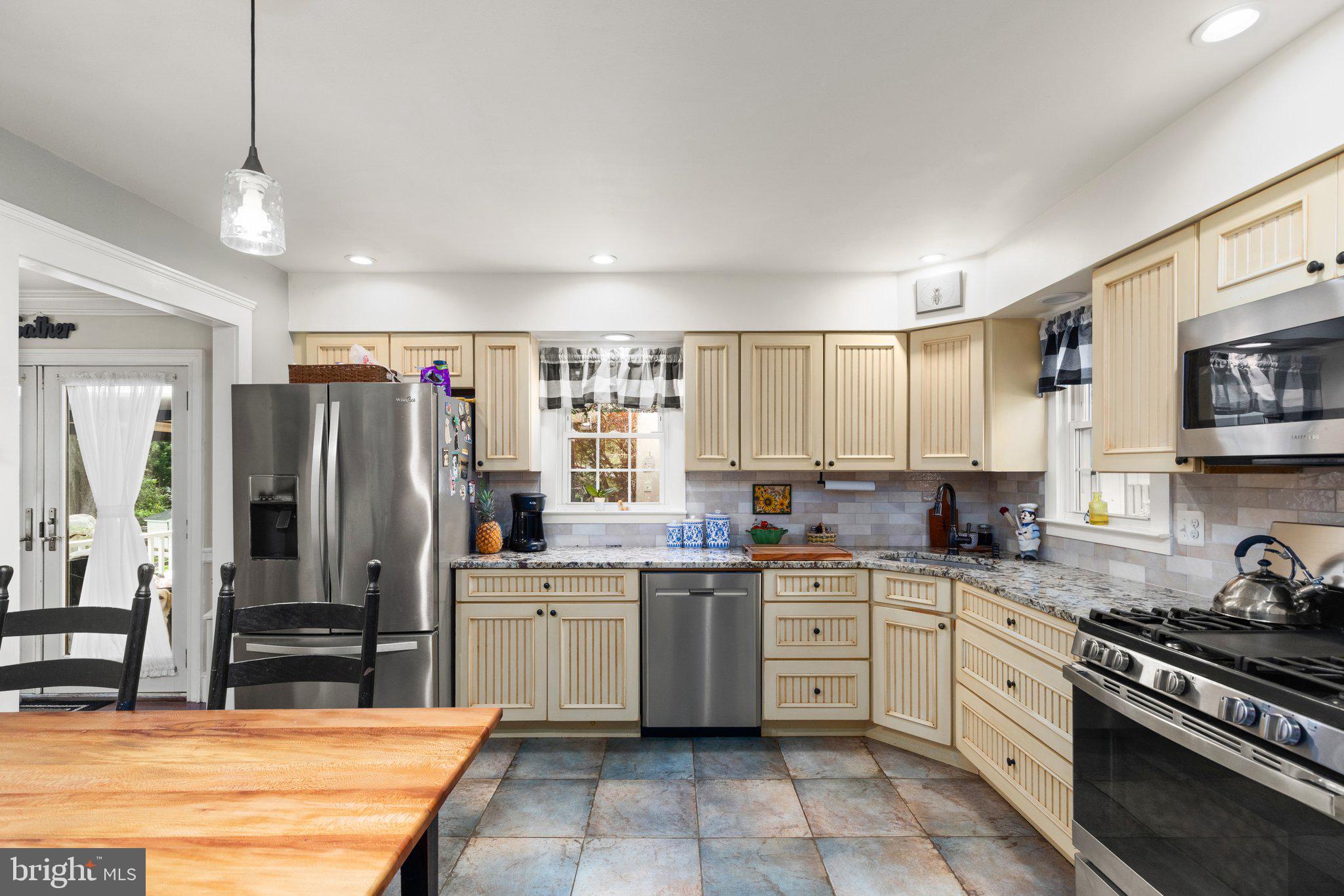 CEDARWOOD - Residential