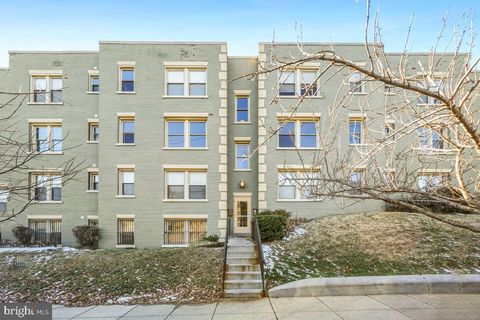 Condo For Sale - 4408 1st Place #21<br/> WASHINGTON, DC 20011