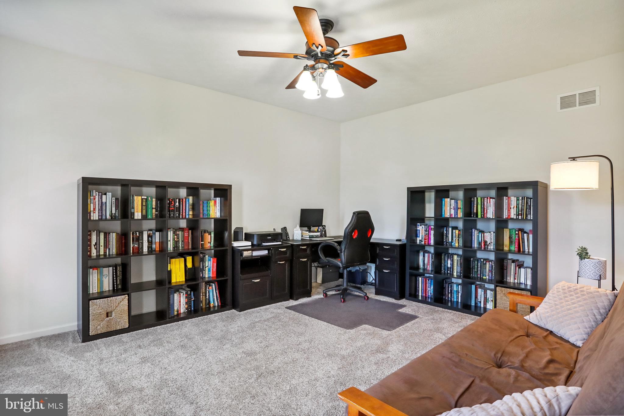 FOXCROFT MEADOWS - Residential