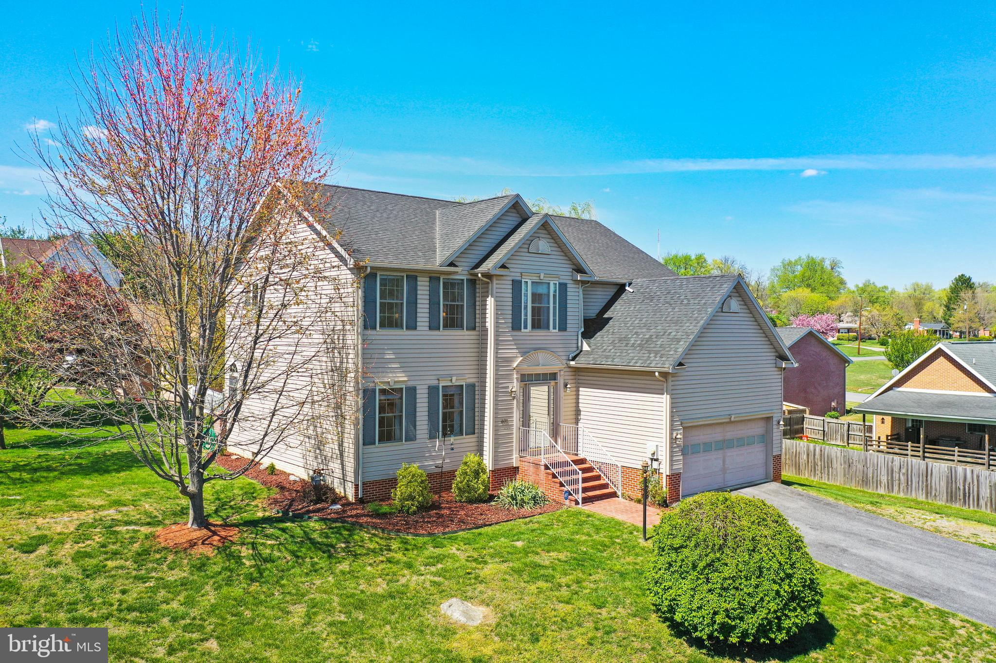 FOXCROFT MEADOWS - Residential