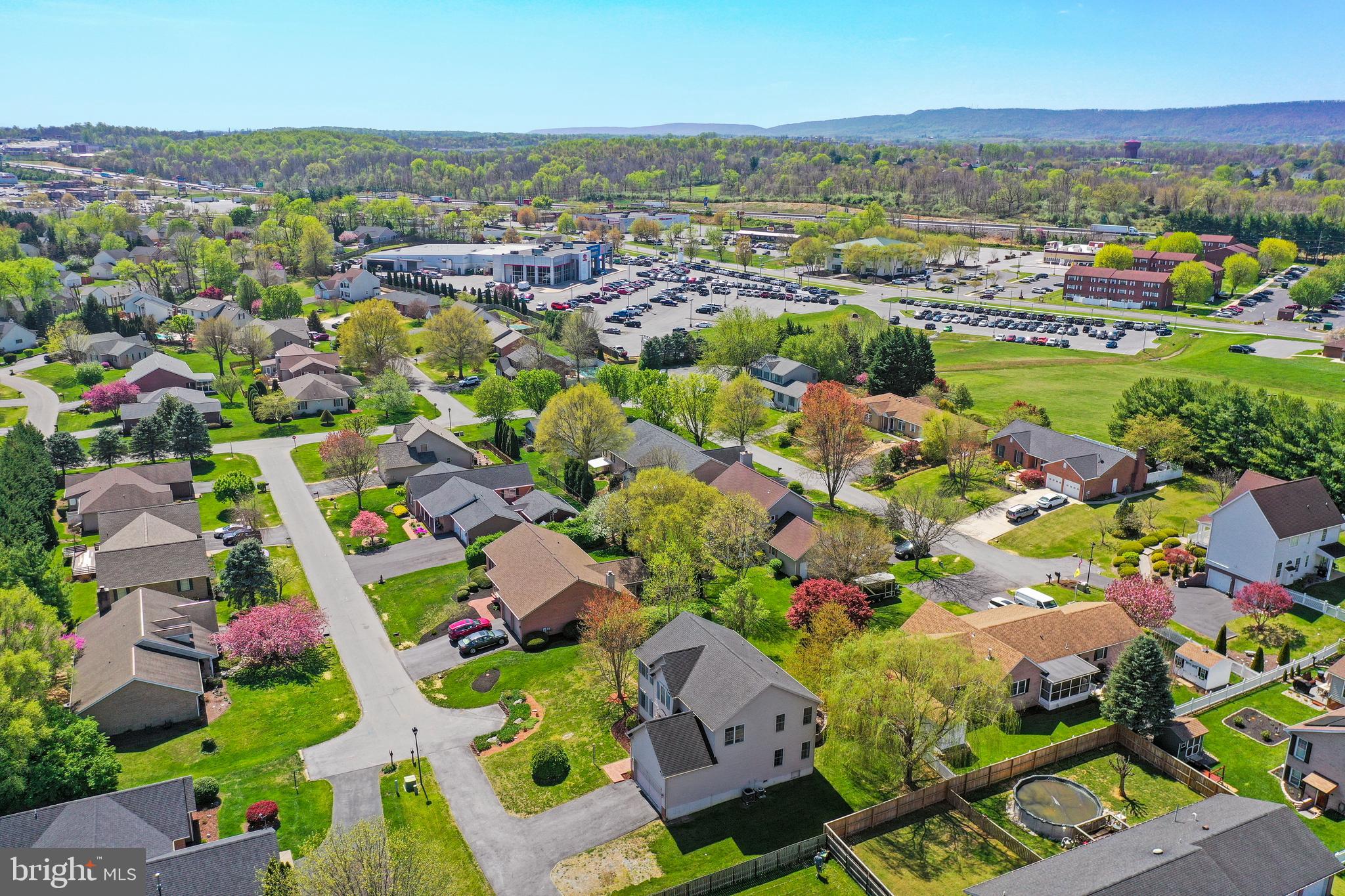 FOXCROFT MEADOWS - Residential