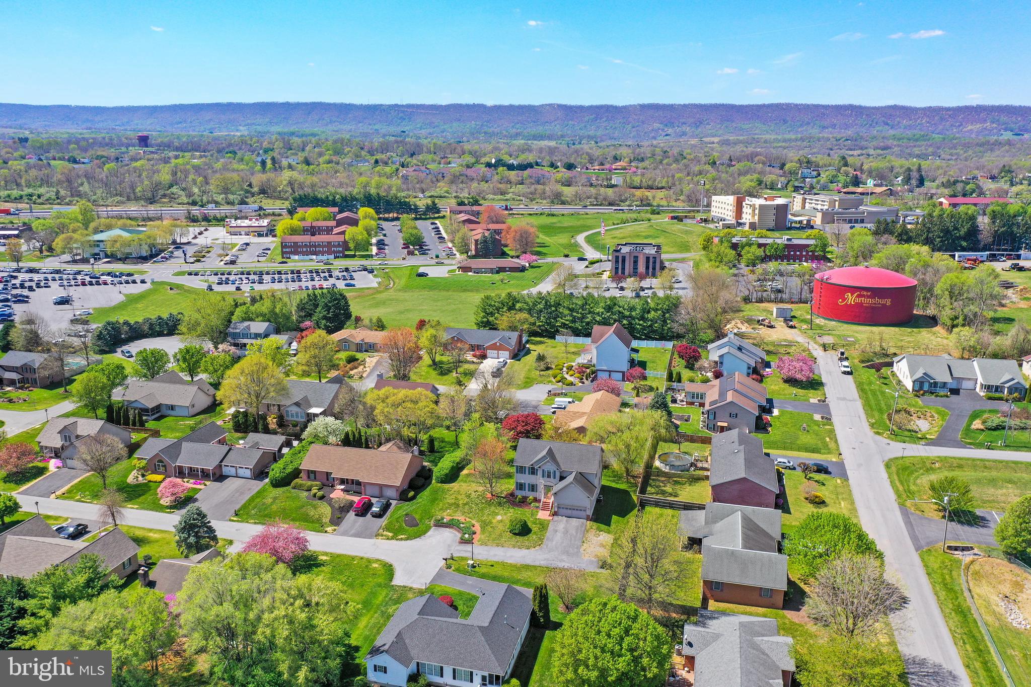 FOXCROFT MEADOWS - Residential