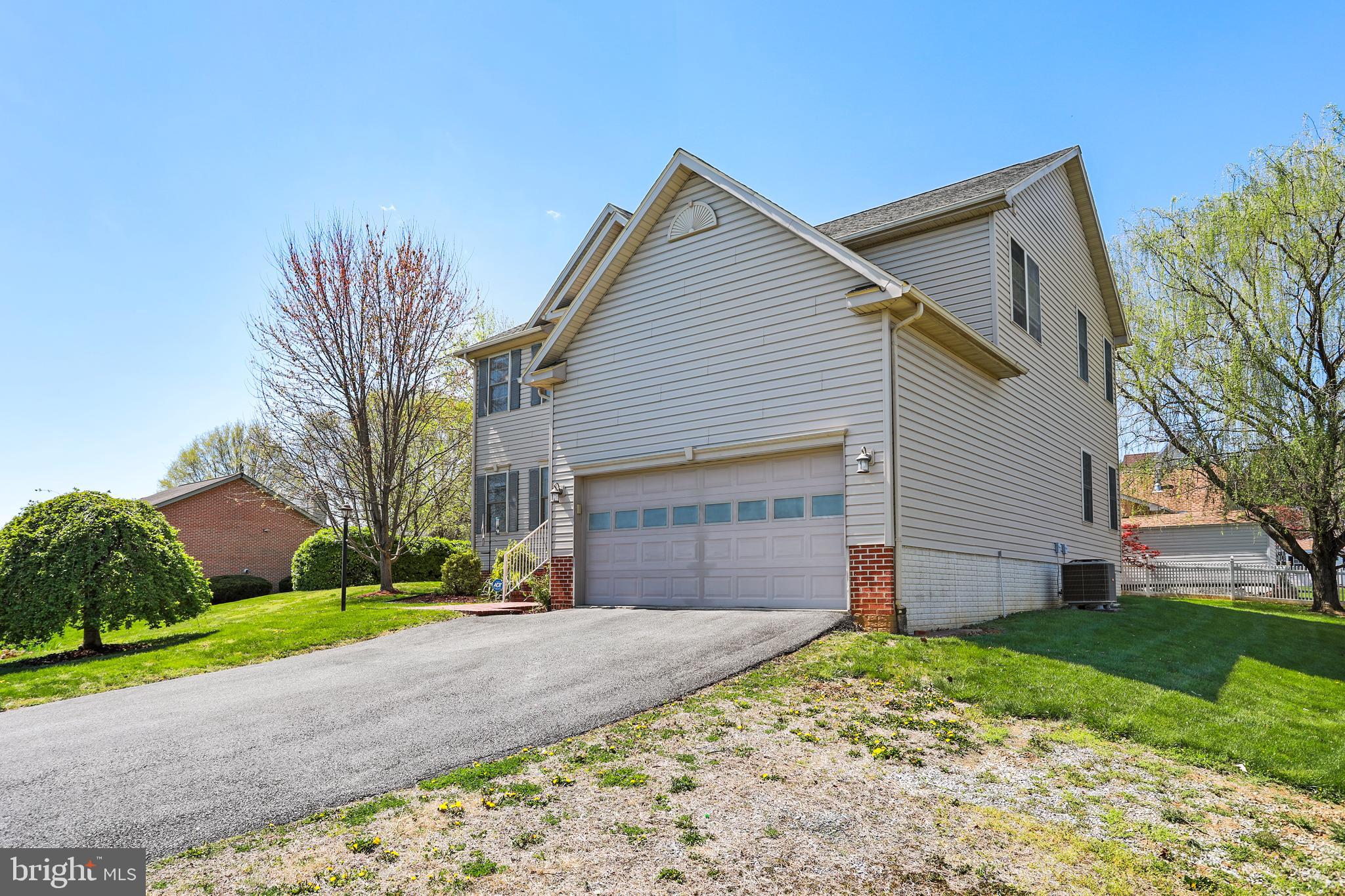 FOXCROFT MEADOWS - Residential