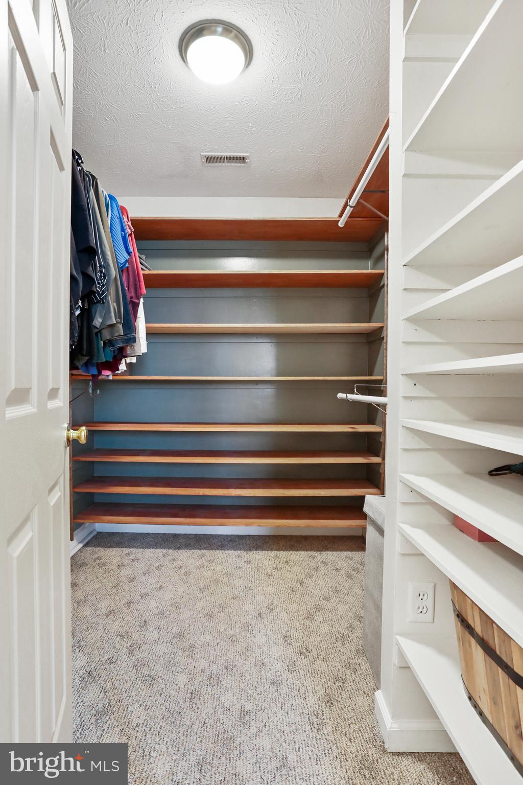 FOXCROFT MEADOWS - Residential