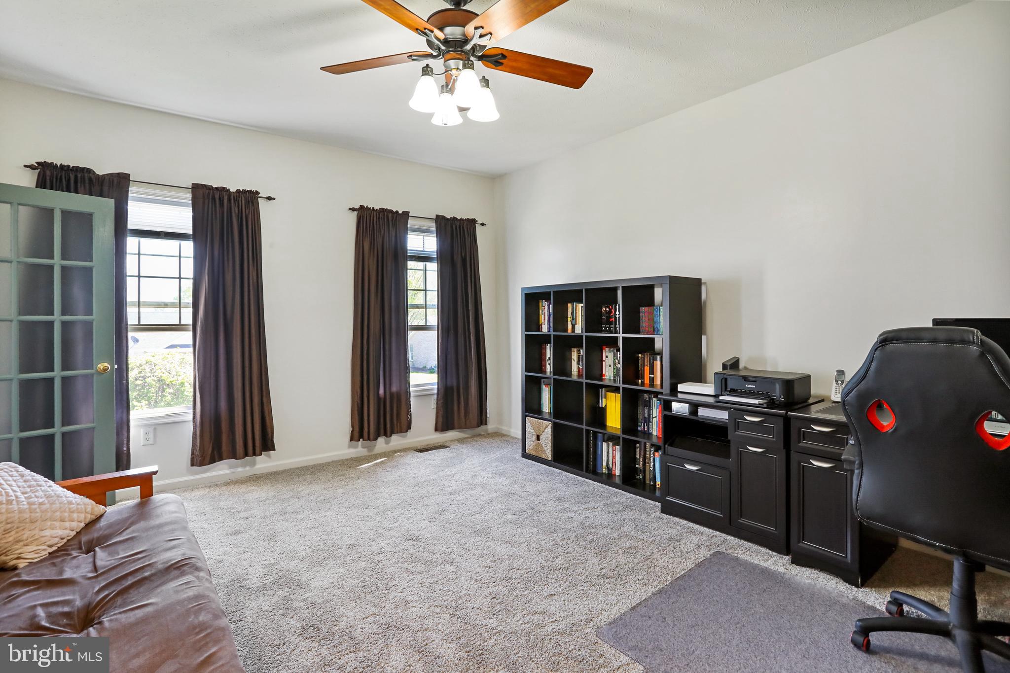 FOXCROFT MEADOWS - Residential