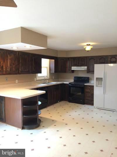 WINSLOW HEIGHTS - Residential Lease