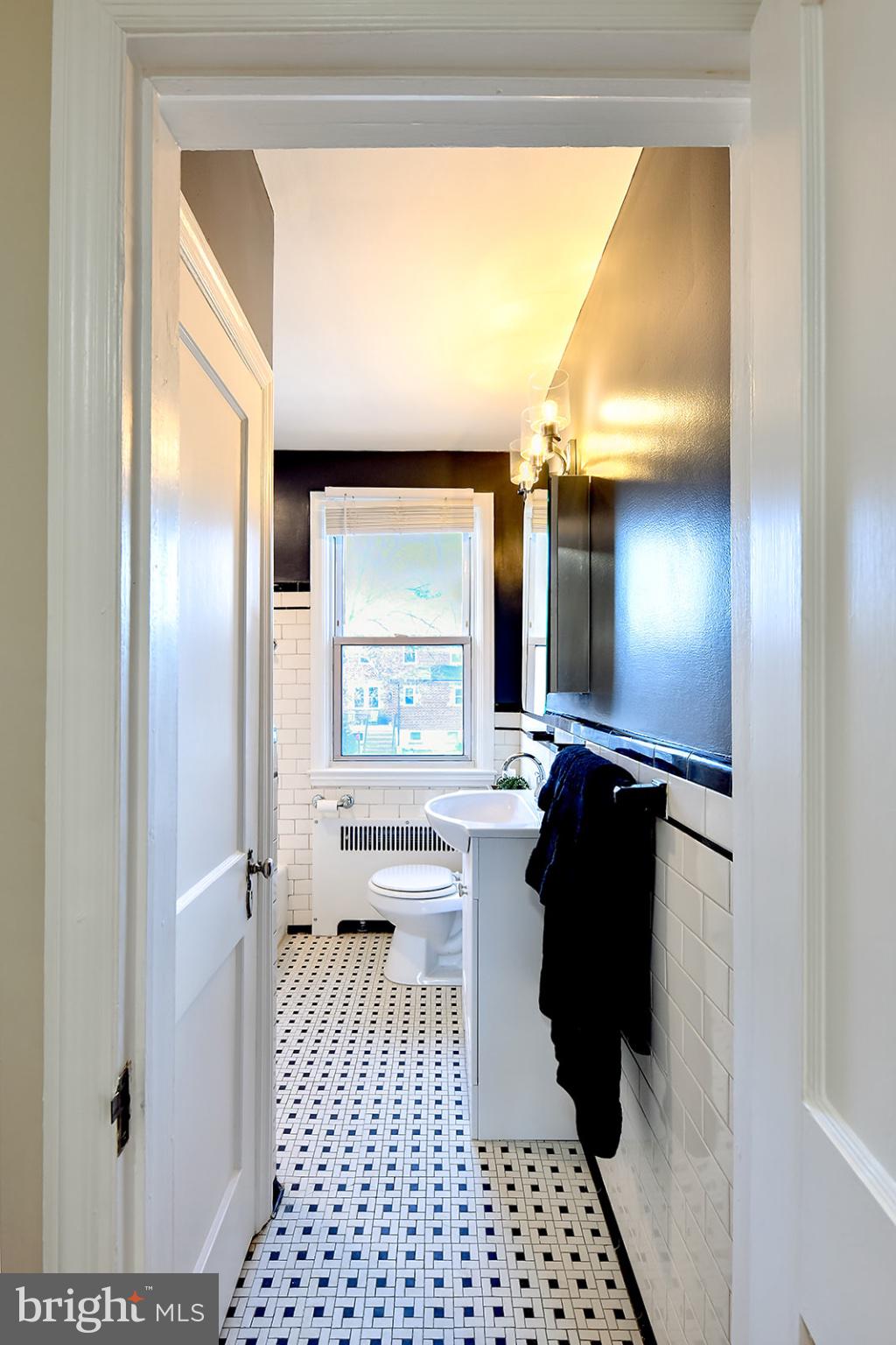 HAMILTON HILLS - Residential