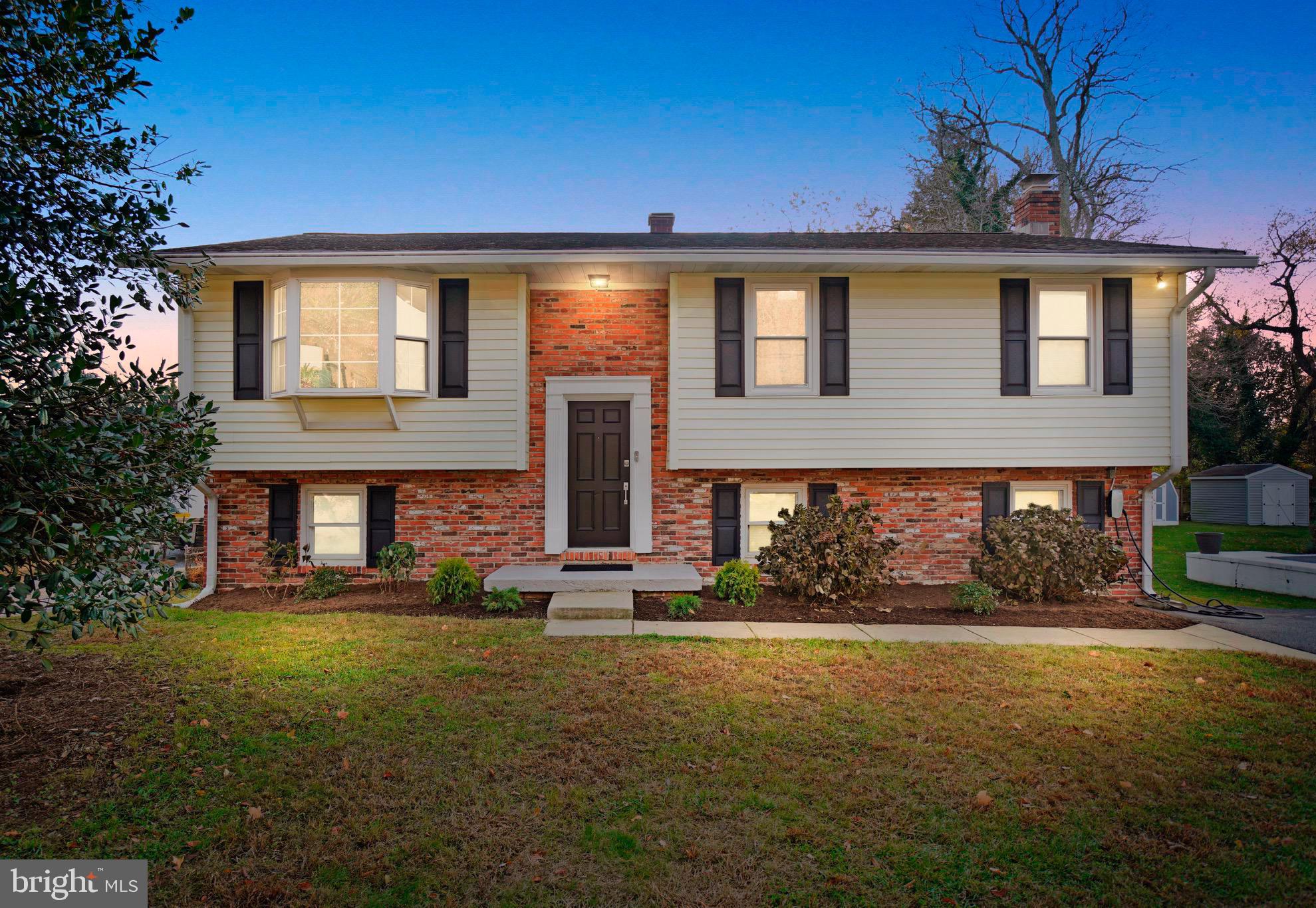 HILLSMERE SHORES - Residential