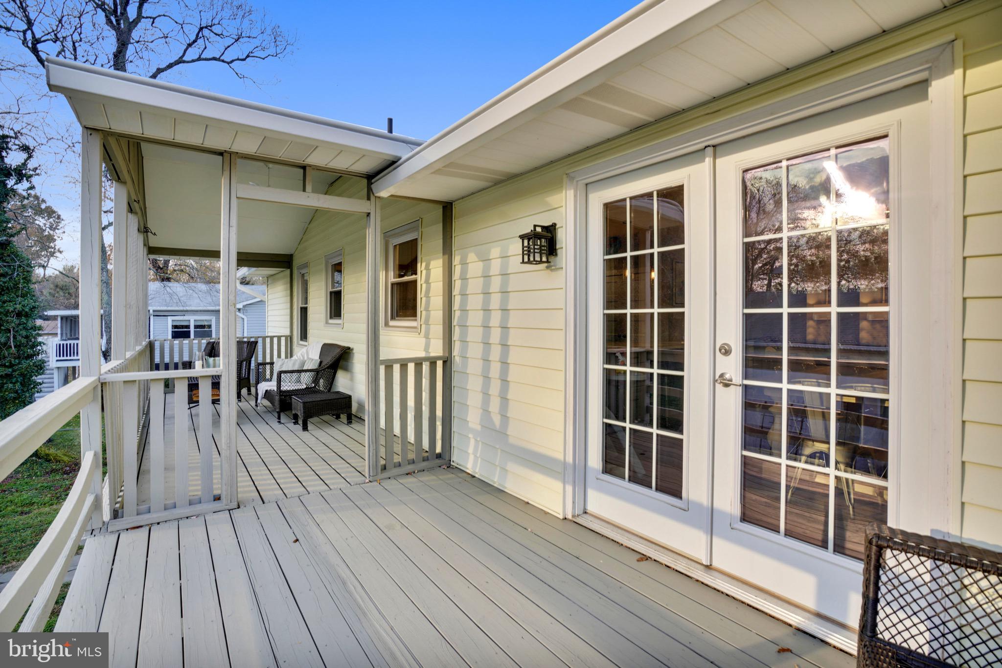 HILLSMERE SHORES - Residential