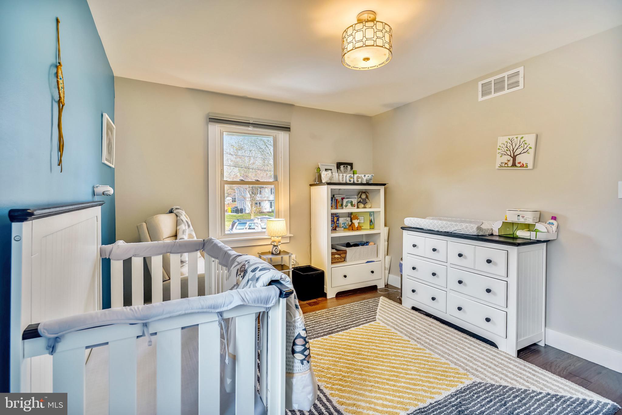 HILLSMERE SHORES - Residential