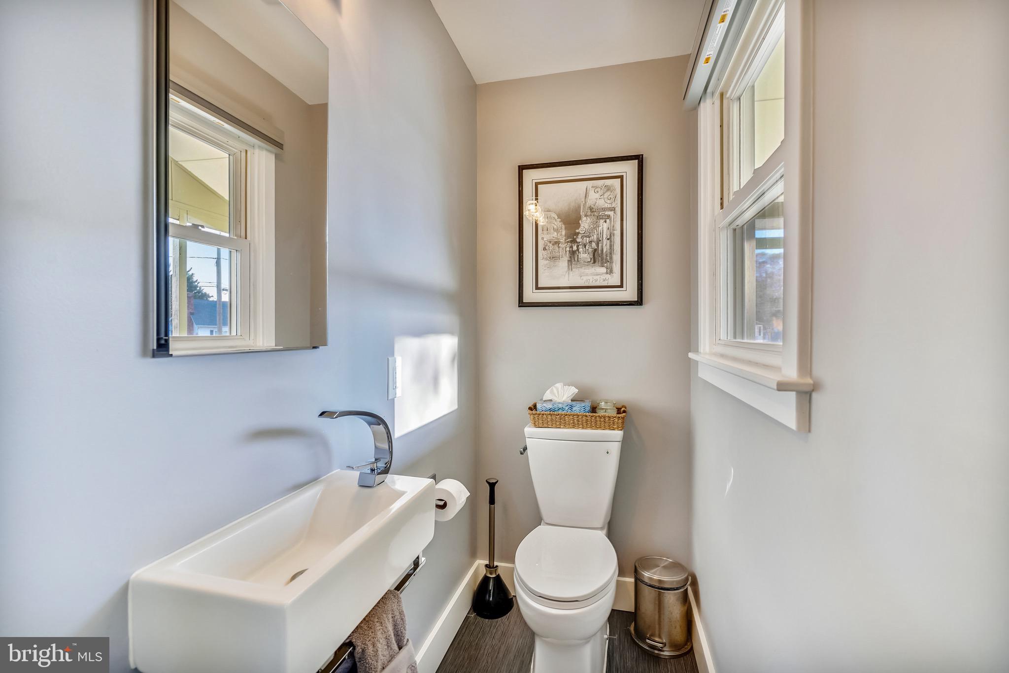 HILLSMERE SHORES - Residential