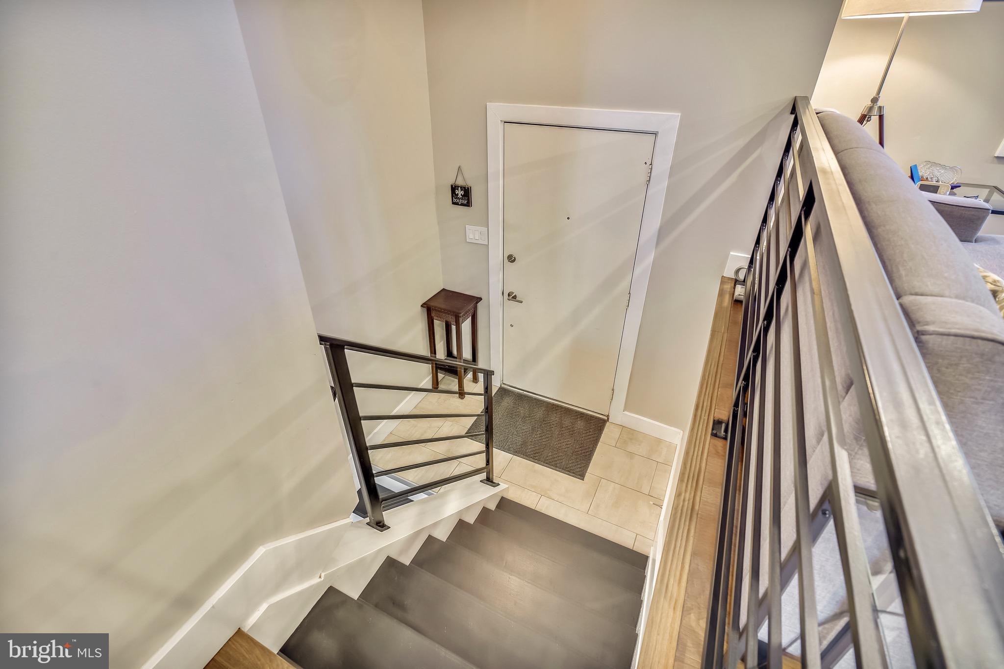 HILLSMERE SHORES - Residential