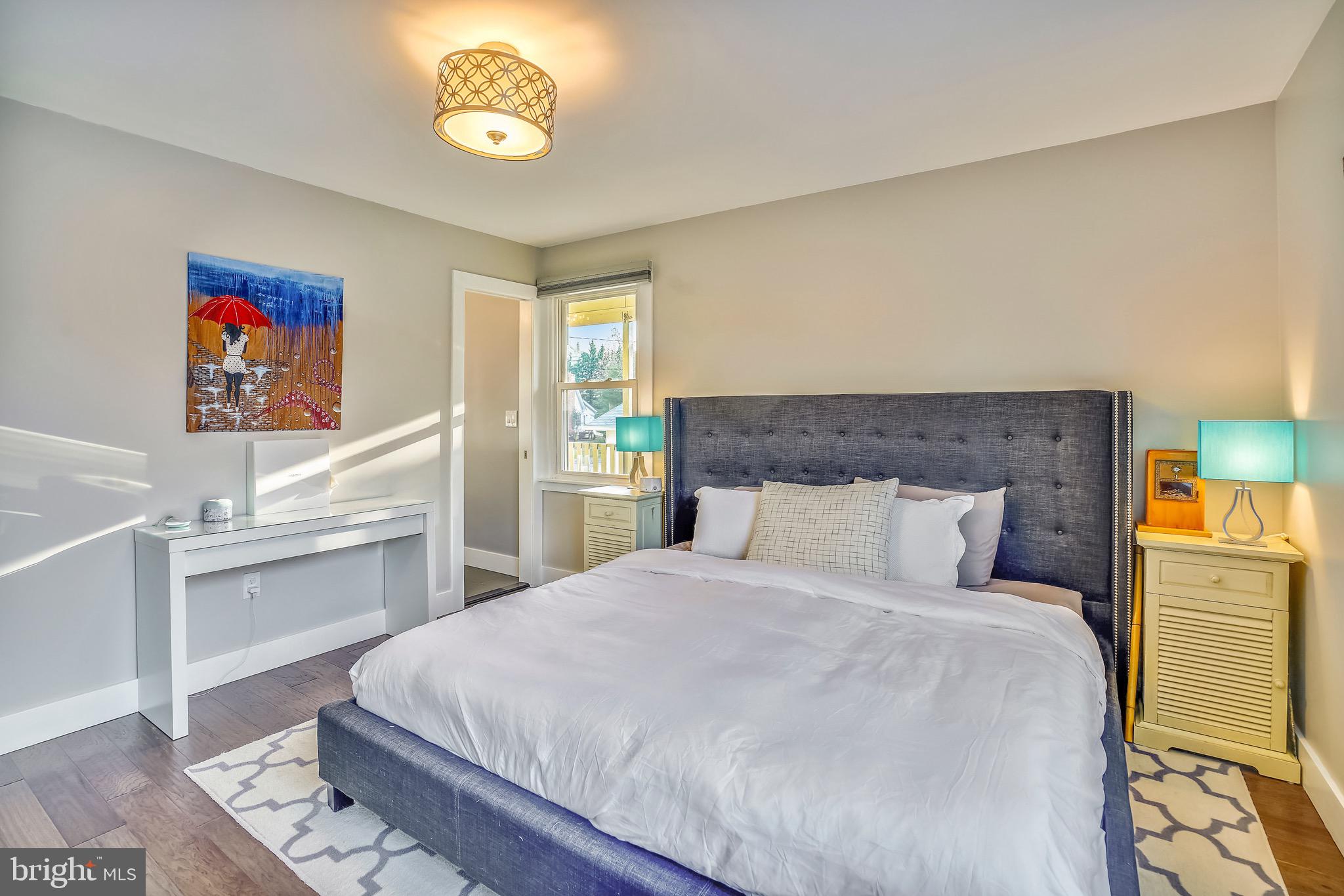 HILLSMERE SHORES - Residential