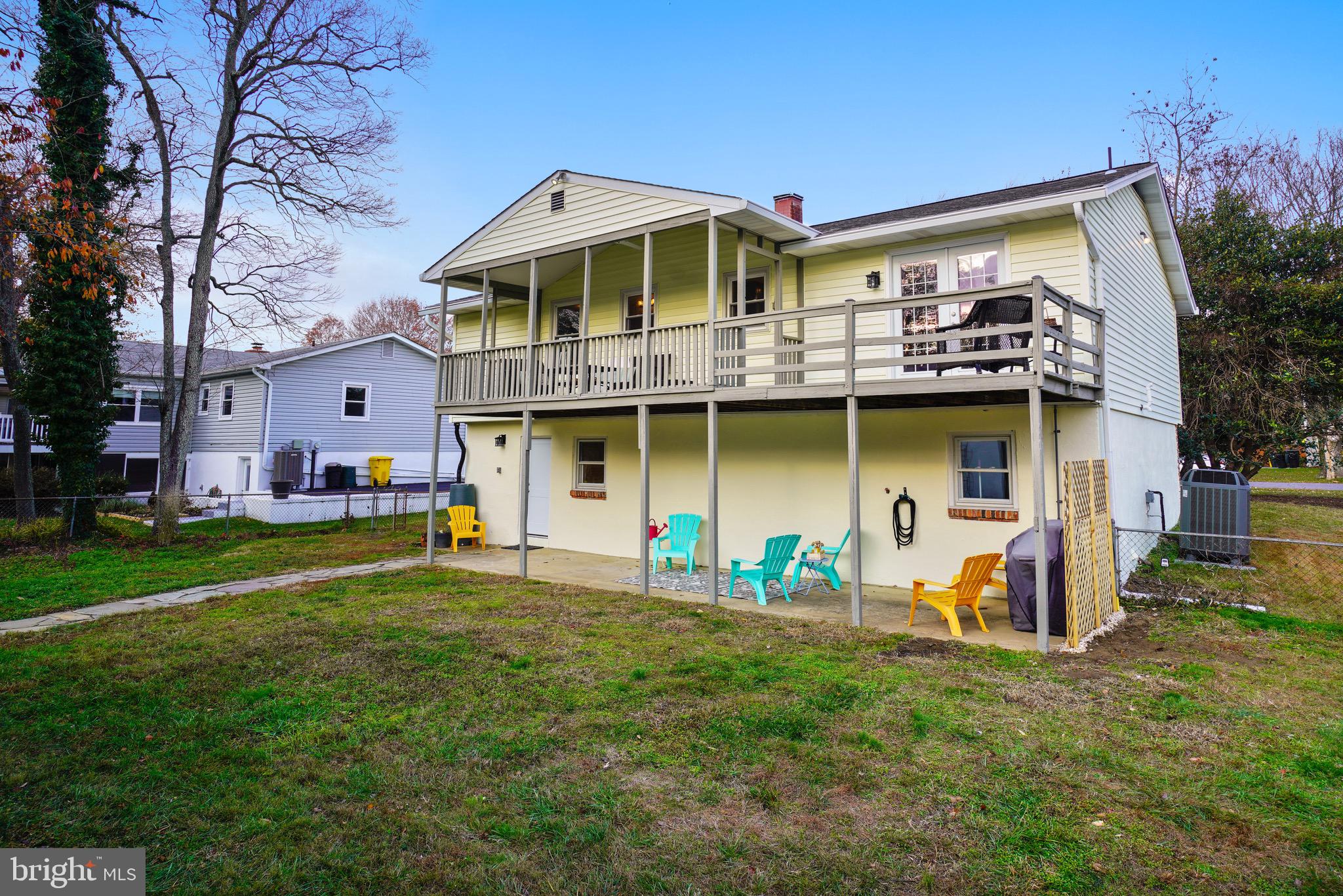 HILLSMERE SHORES - Residential