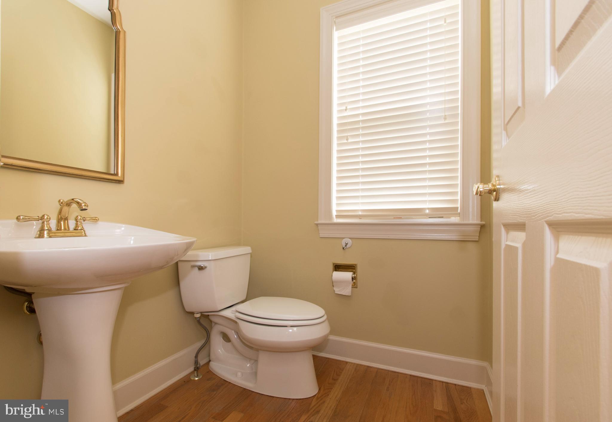 PINEY GLEN VILLAGE - Residential Lease