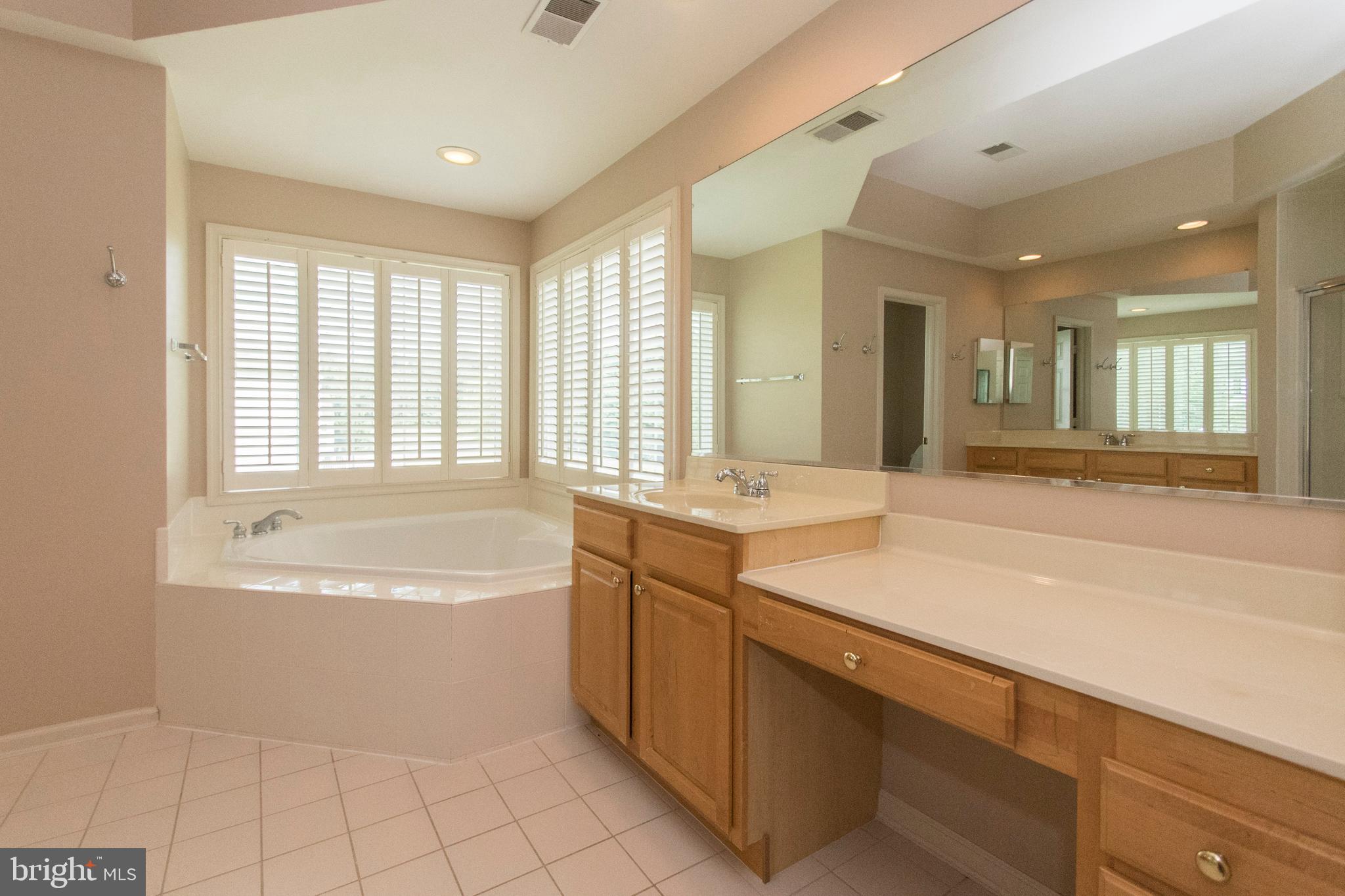 PINEY GLEN VILLAGE - Residential Lease