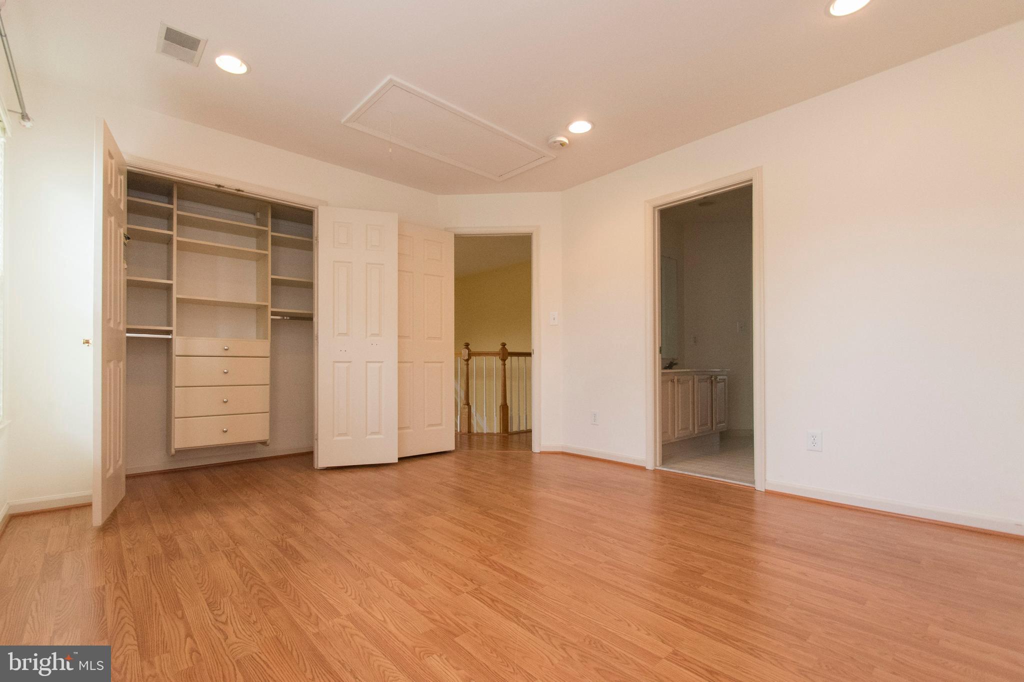 PINEY GLEN VILLAGE - Residential Lease