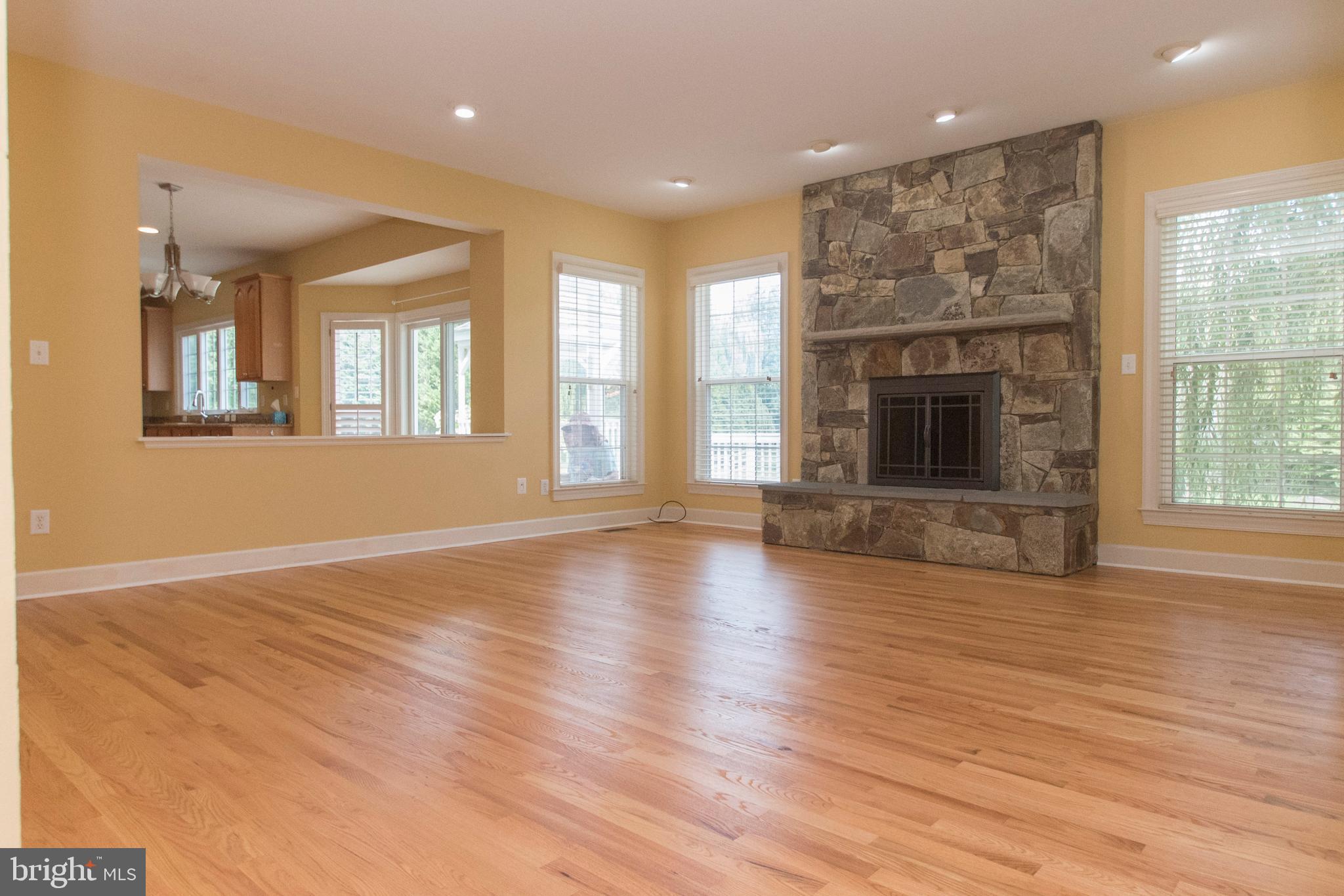 PINEY GLEN VILLAGE - Residential Lease