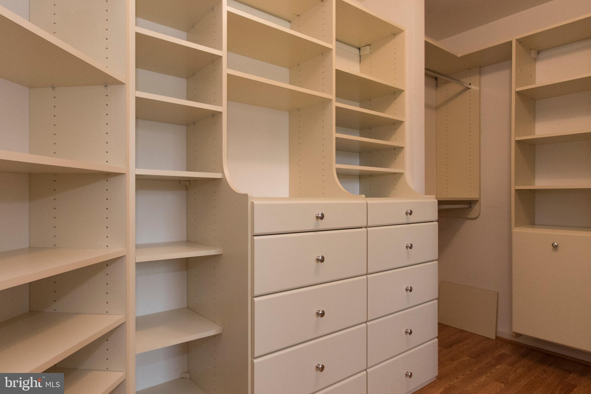 PINEY GLEN VILLAGE - Residential Lease