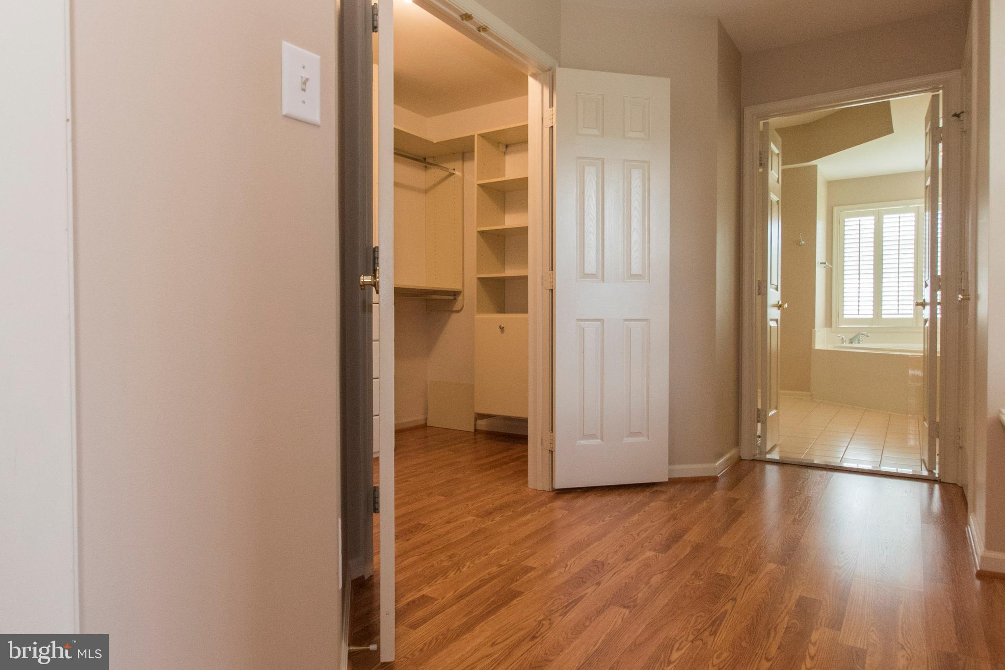 PINEY GLEN VILLAGE - Residential Lease