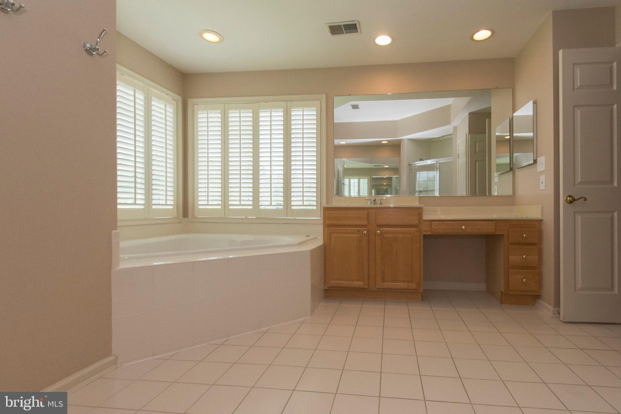 PINEY GLEN VILLAGE - Residential Lease