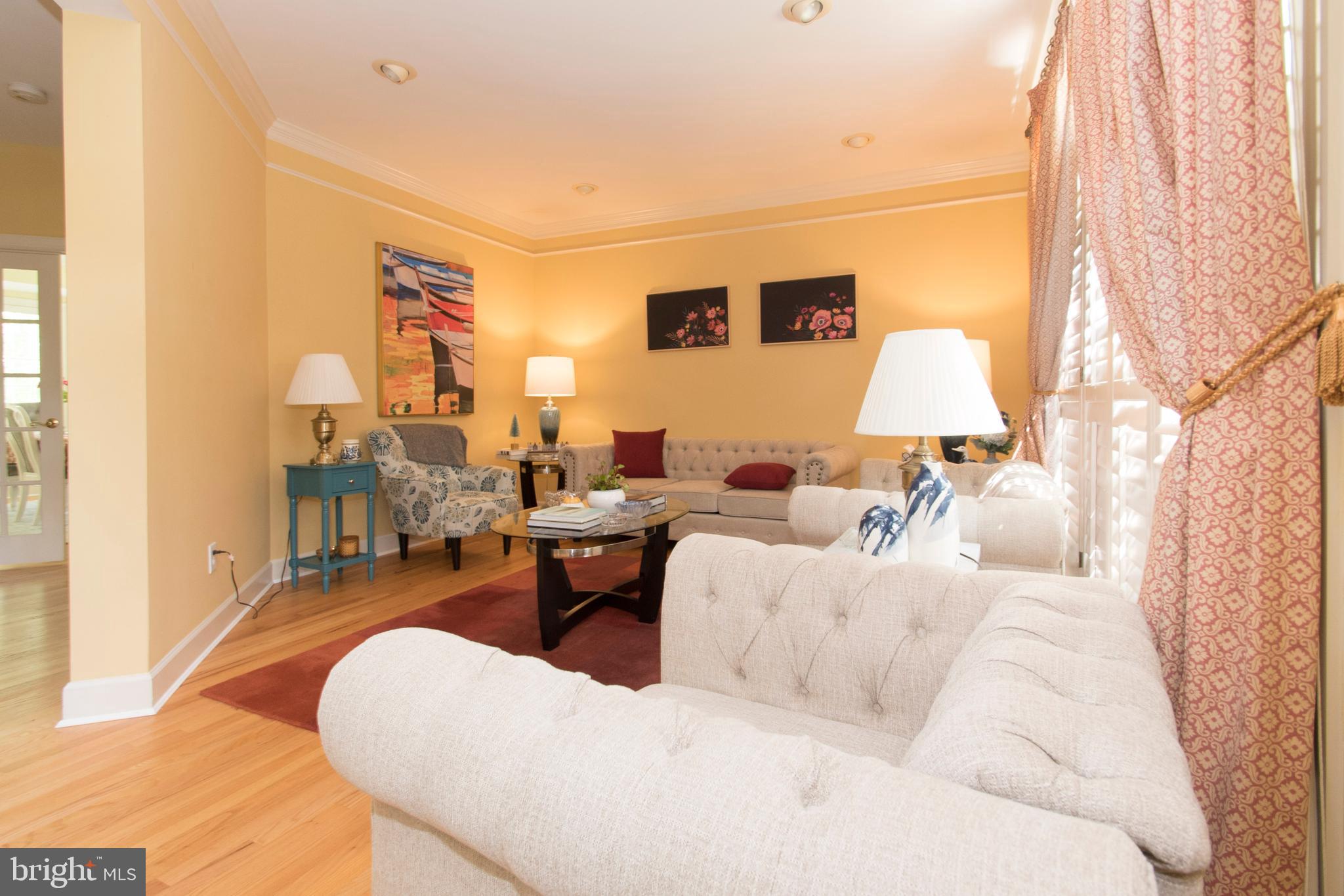 PINEY GLEN VILLAGE - Residential Lease