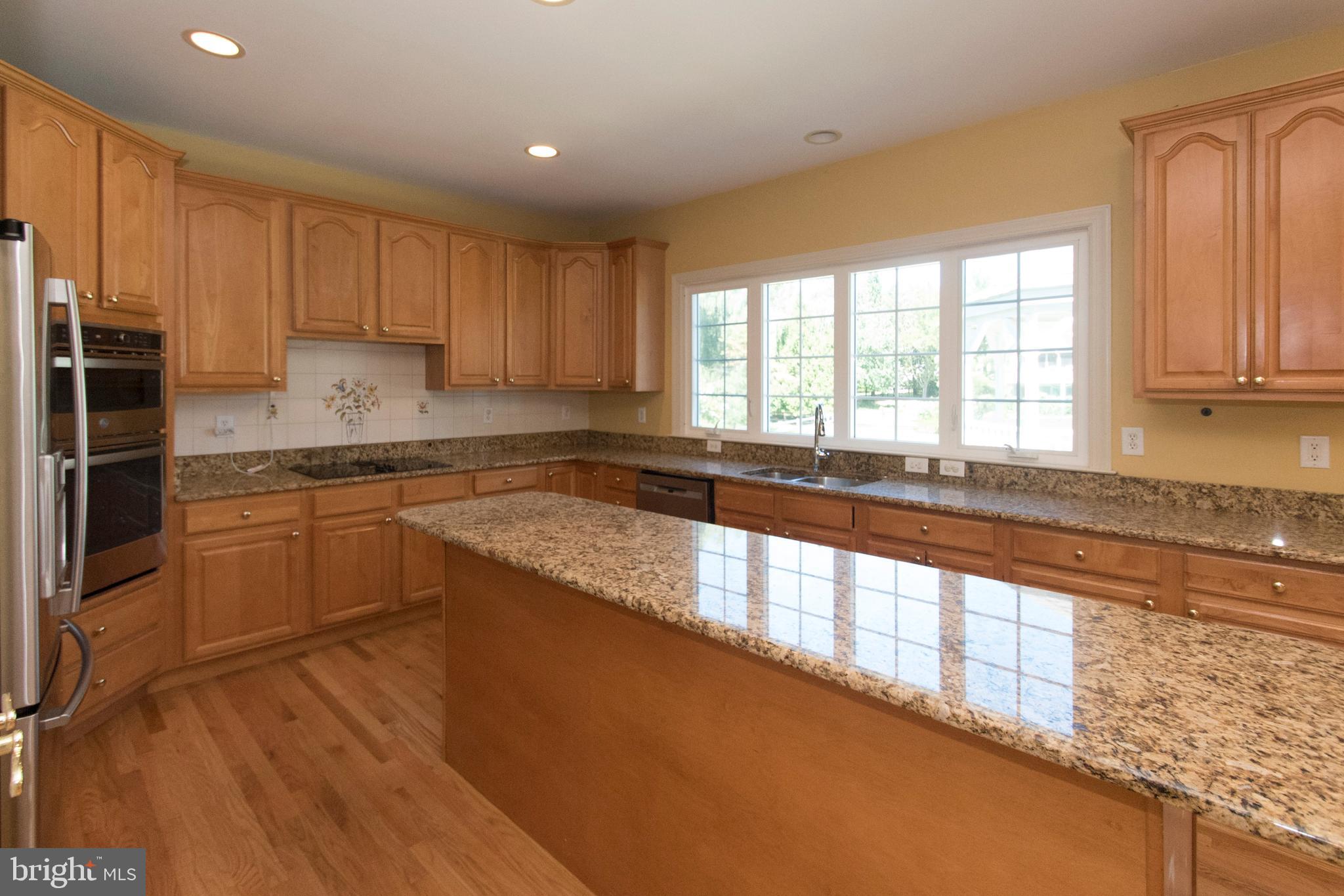 PINEY GLEN VILLAGE - Residential Lease