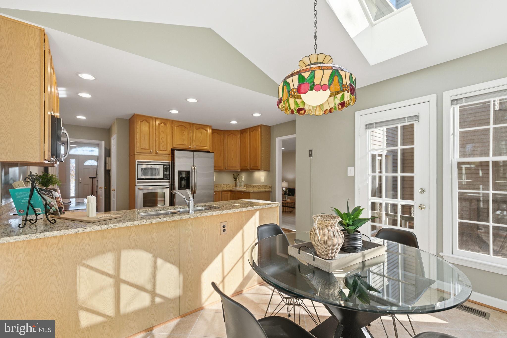 JOHN TRAMMELL COMMONS - Residential