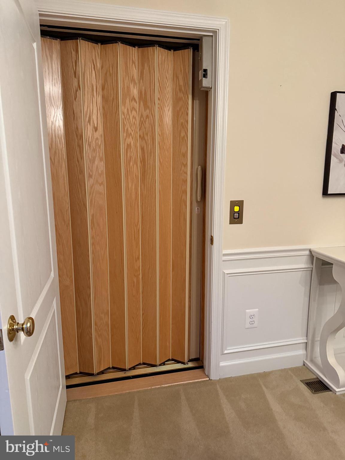 JOHN TRAMMELL COMMONS - Residential