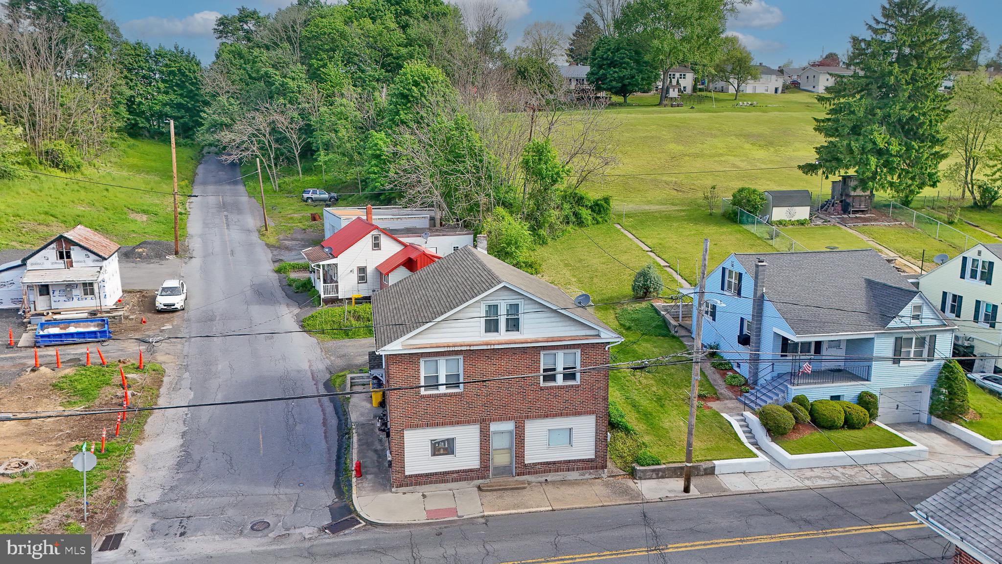 549 W COLUMBIA STREET