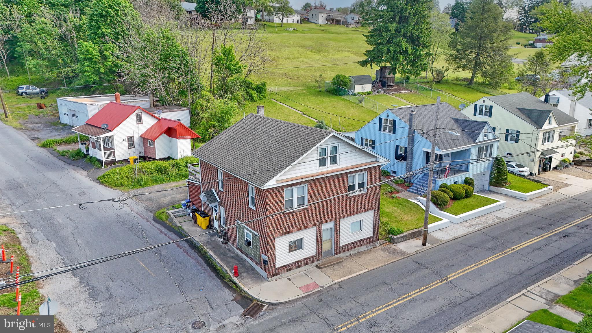 549 W COLUMBIA STREET