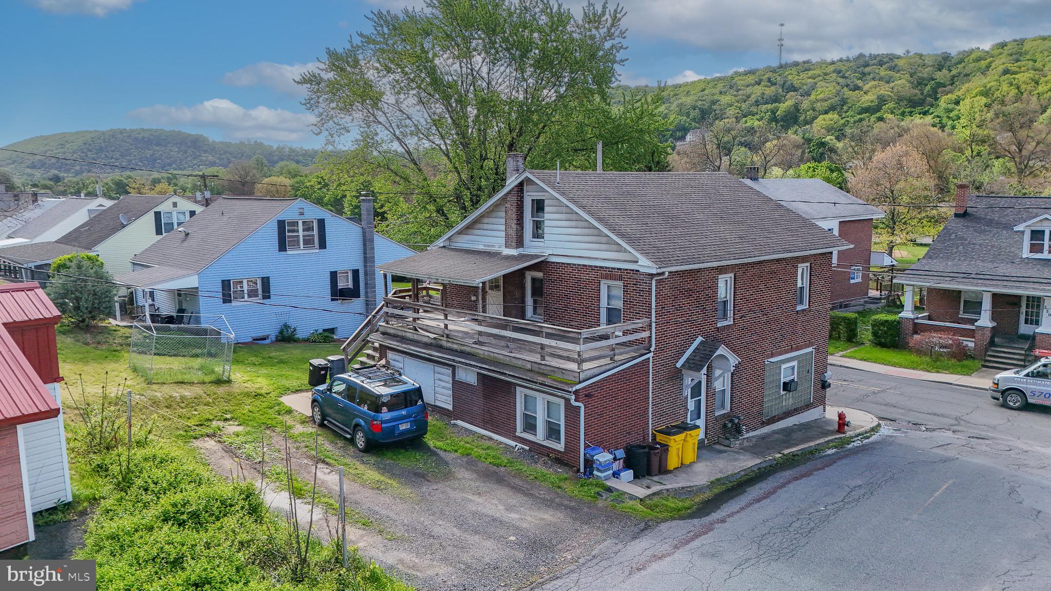 549 W COLUMBIA STREET