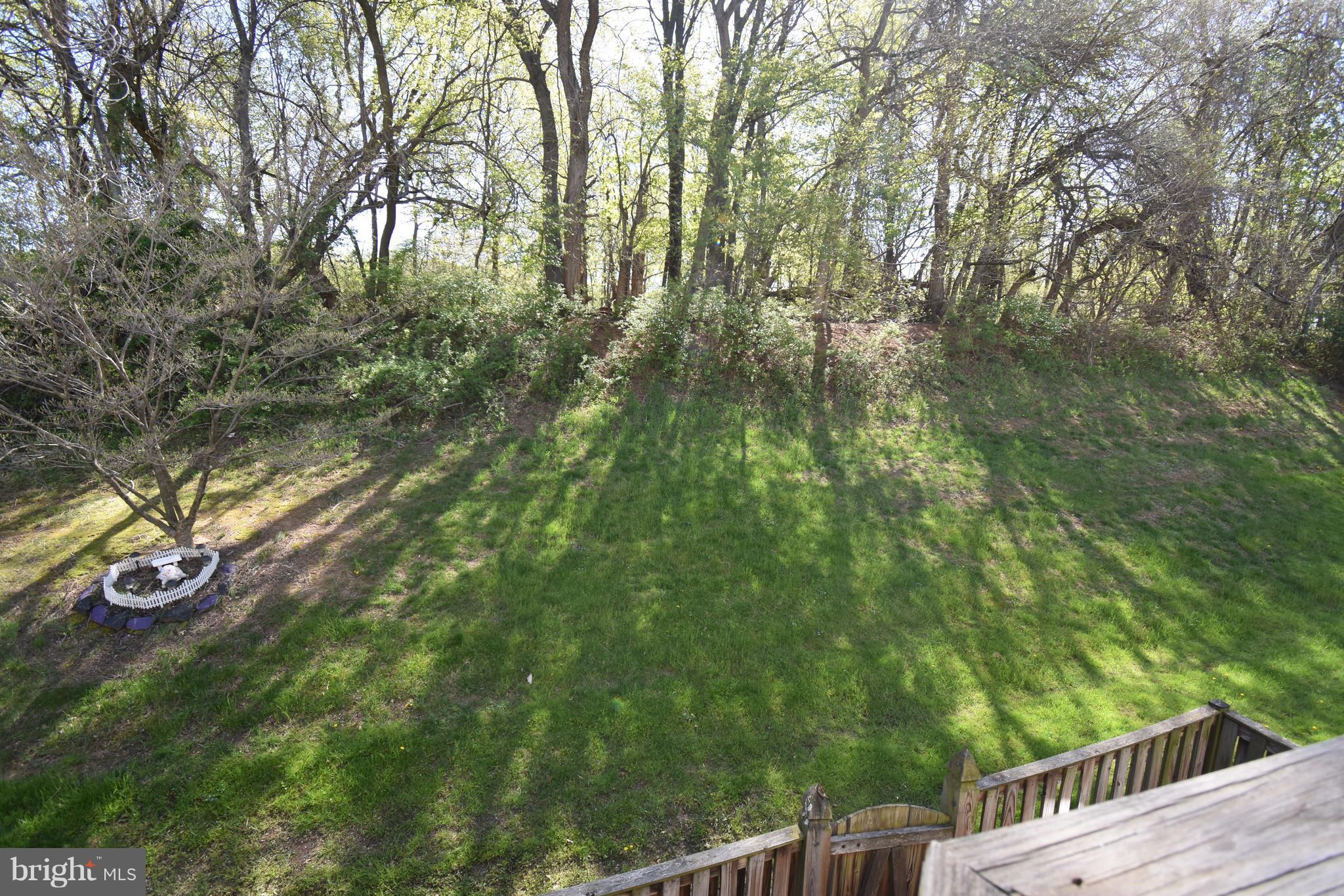 COUNTRY WALK - Residential