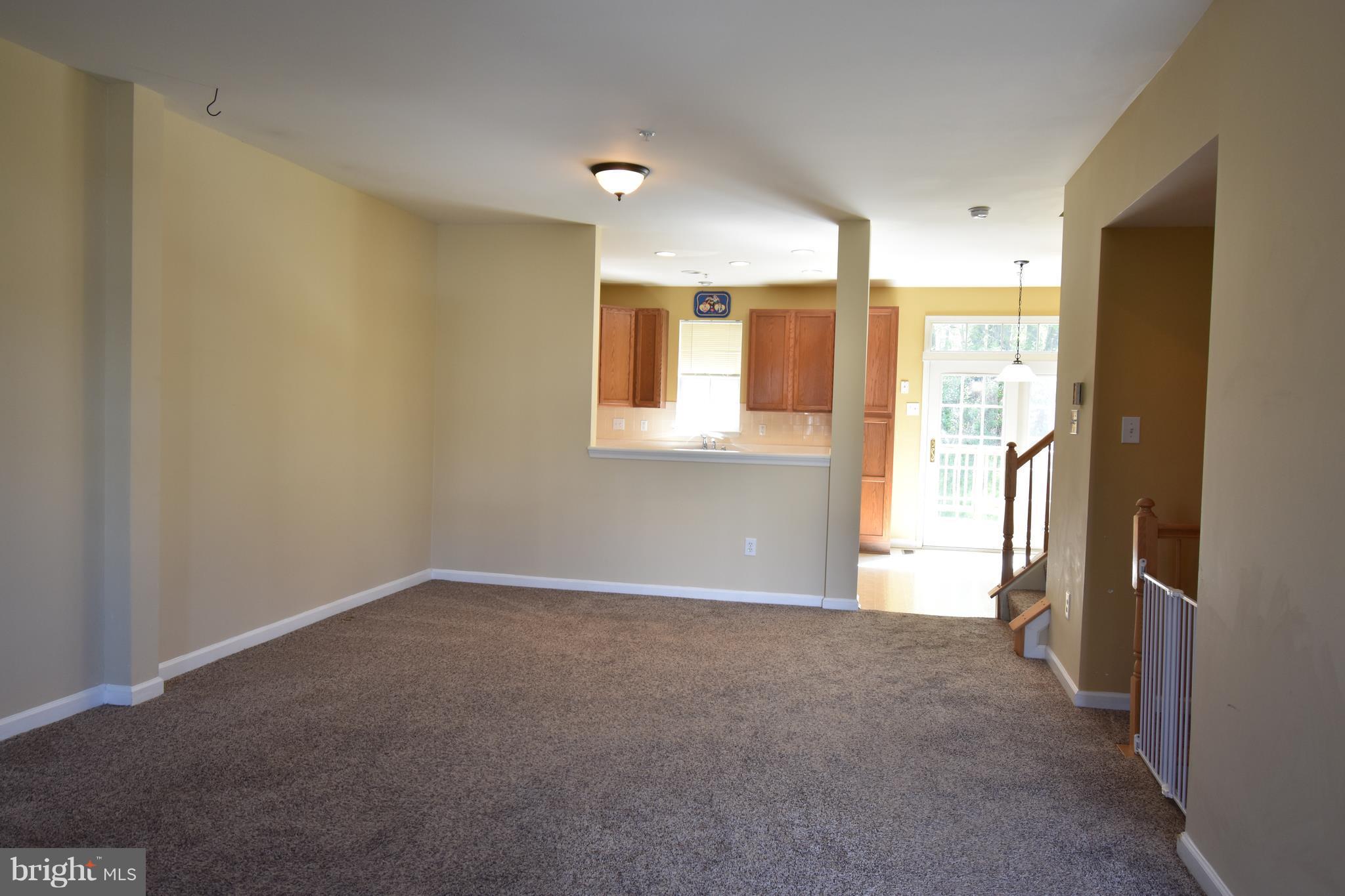 COUNTRY WALK - Residential