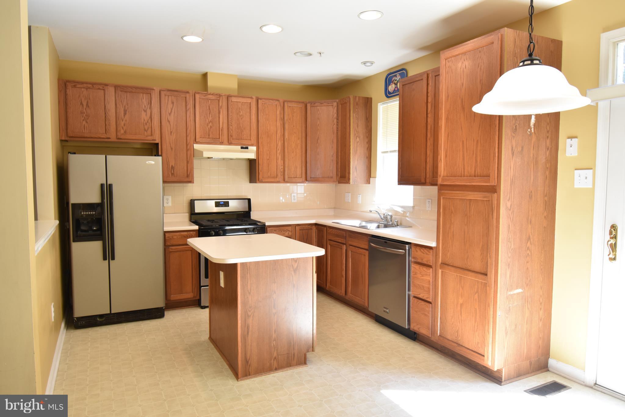 COUNTRY WALK - Residential