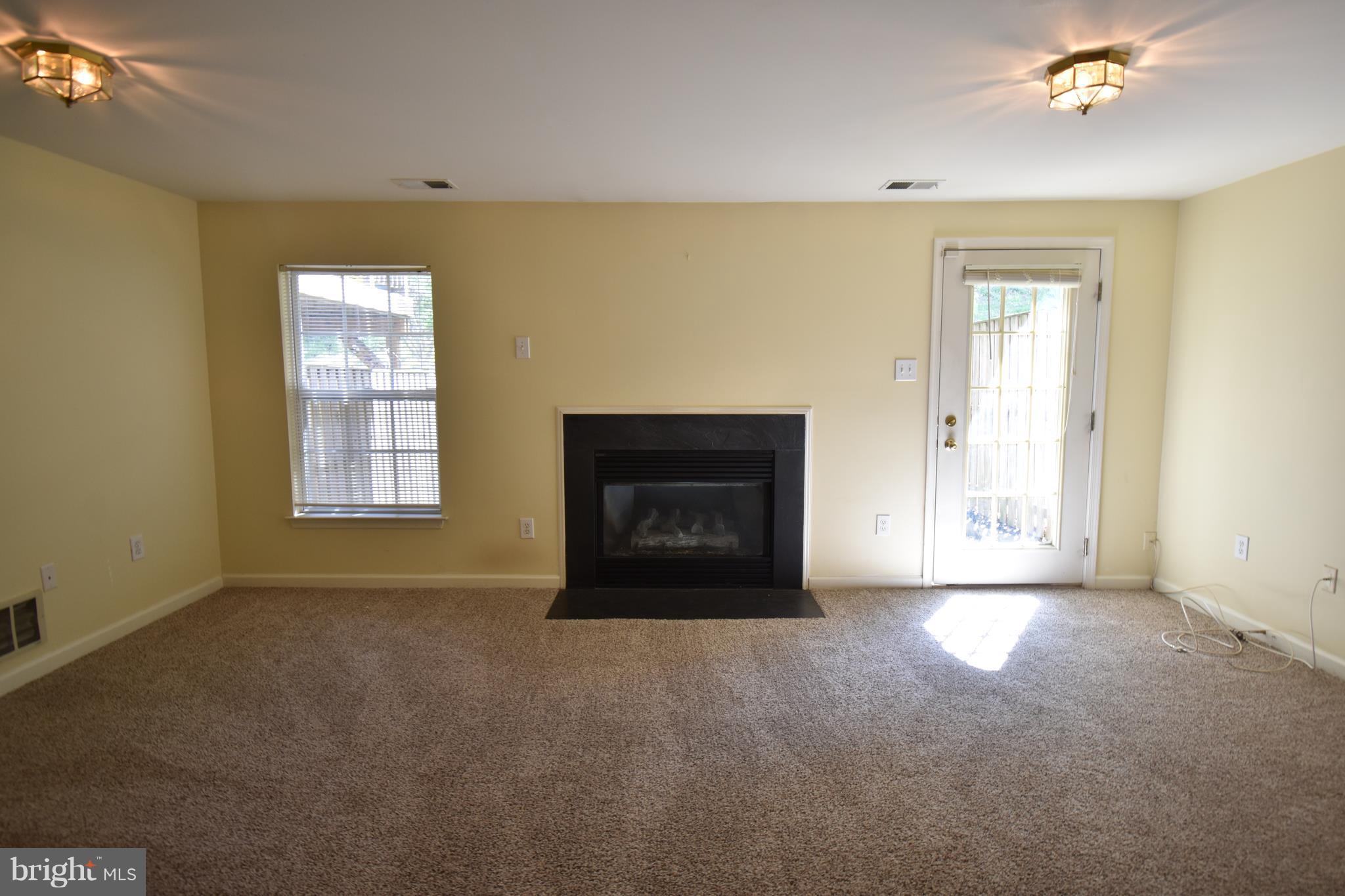 COUNTRY WALK - Residential