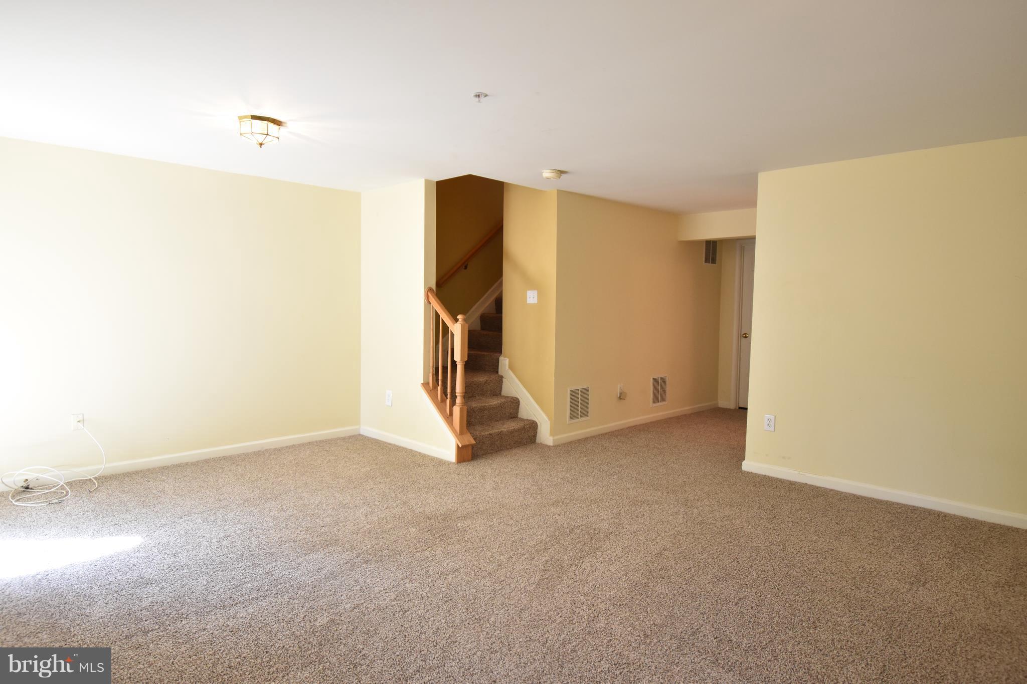 COUNTRY WALK - Residential