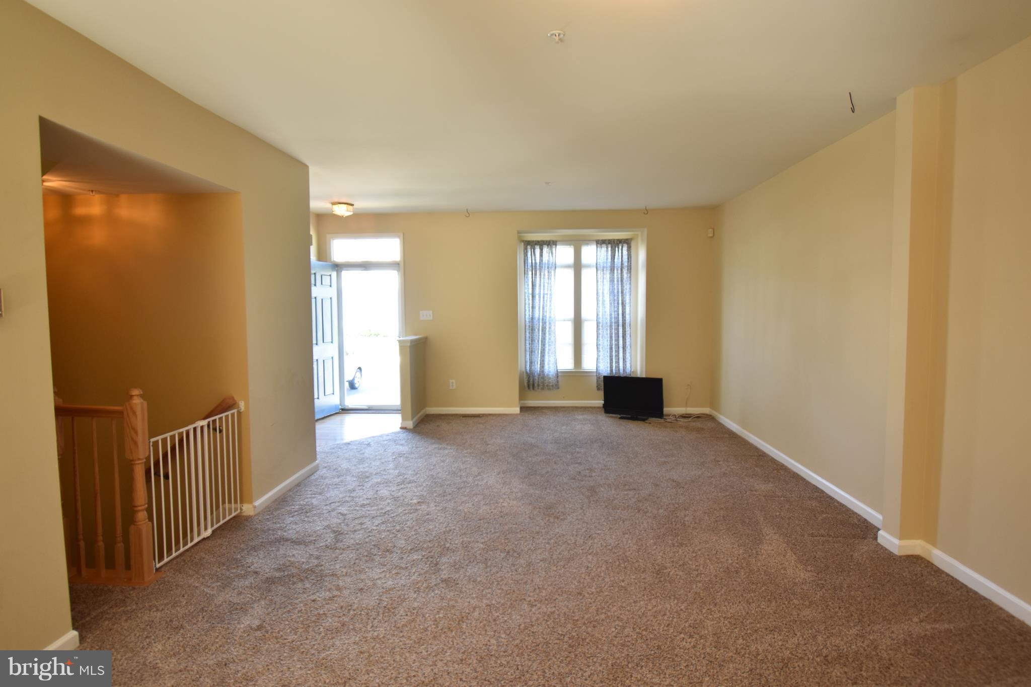 COUNTRY WALK - Residential