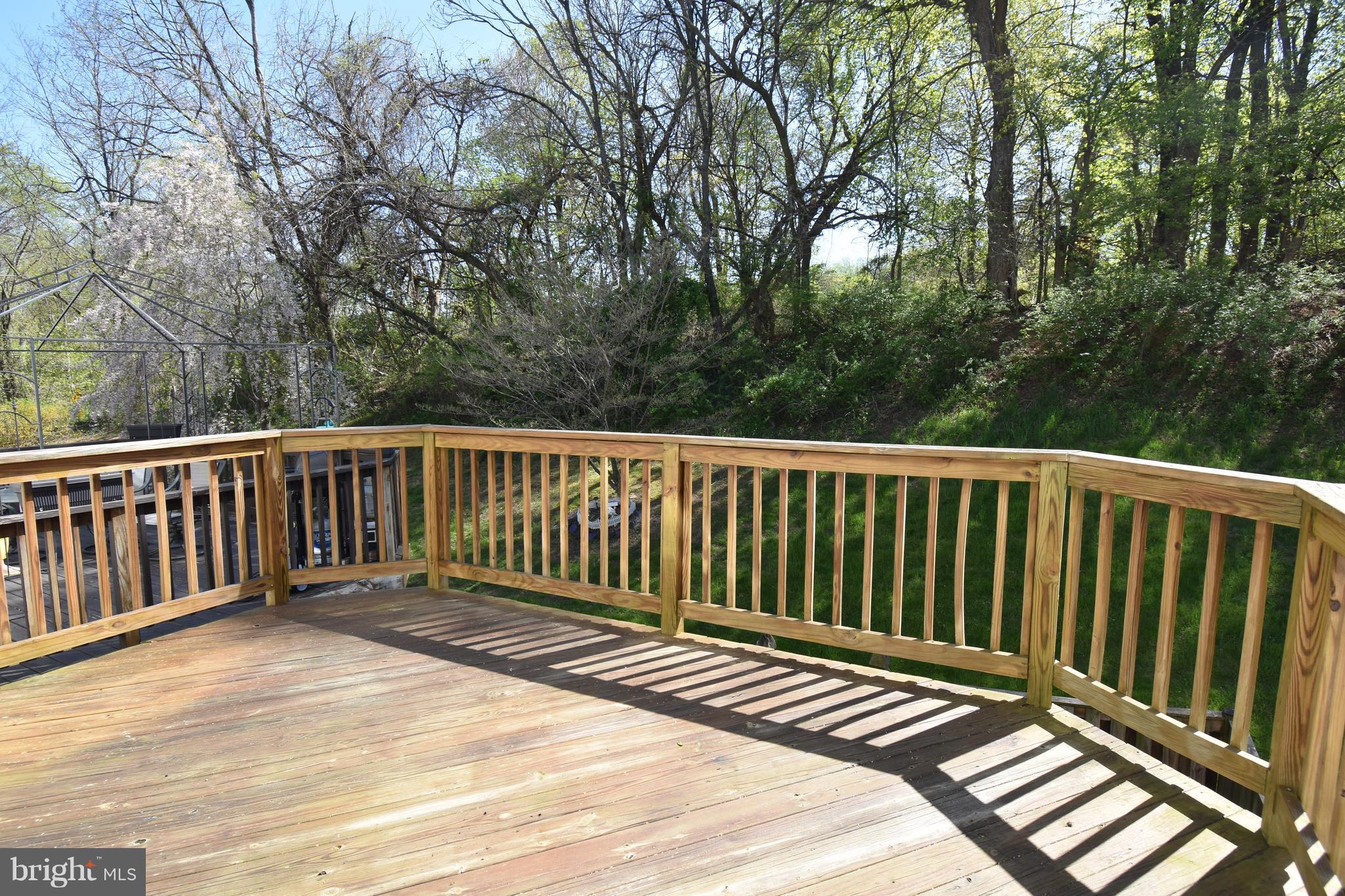 COUNTRY WALK - Residential