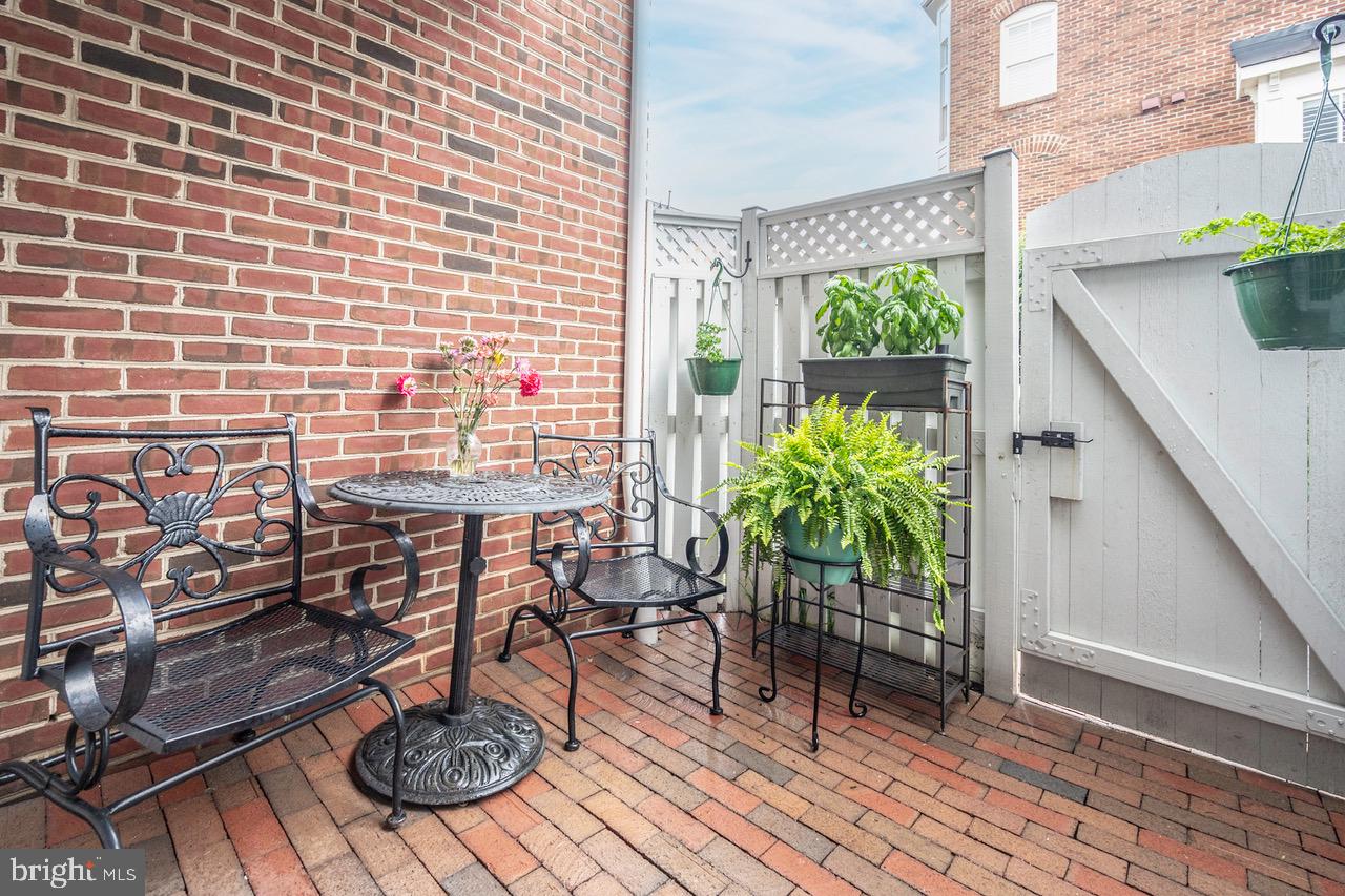 OLD TOWN VILLAGE - Residential