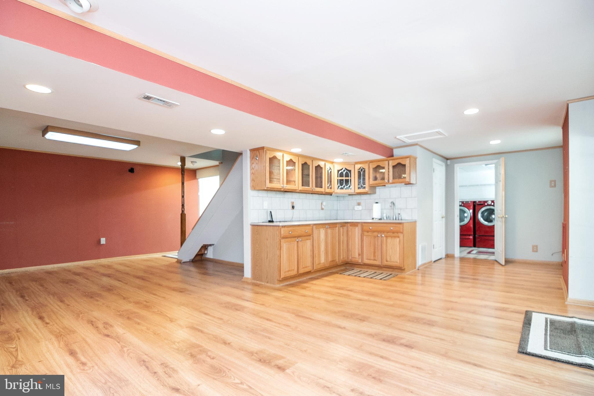 CREST MANOR ESTATES - Residential